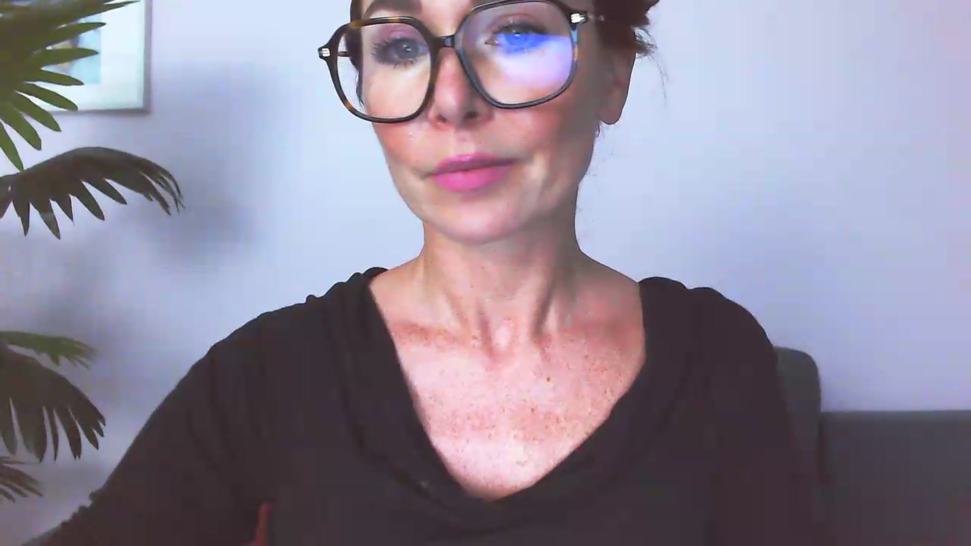Gallery image thumbnail from Delilah_sweet's myfreecams stream on, 07/06/2026, 17:18 image 6 of 20