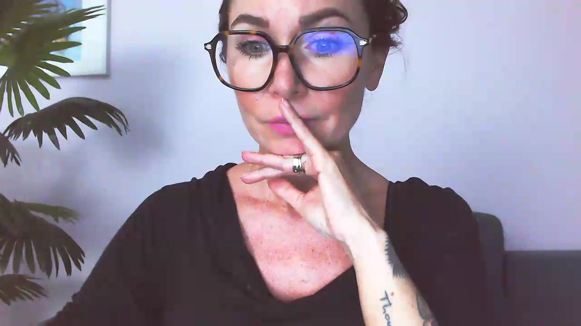 Gallery image thumbnail from Delilah_sweet's myfreecams stream on, 07/06/2026, 17:18 image 3 of 20