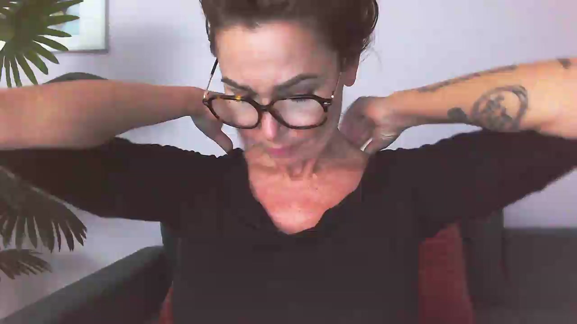 Gallery image thumbnail from Delilah_sweet's myfreecams stream on, 07/06/2026, 17:18 image 1 of 20