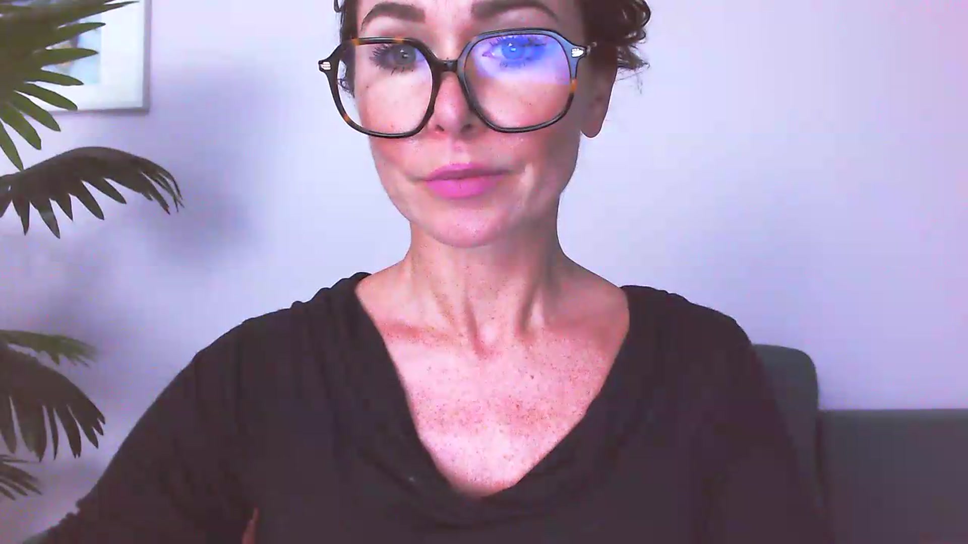 Gallery image thumbnail from Delilah_sweet's myfreecams stream on, 07/06/2026, 17:18 image 12 of 20