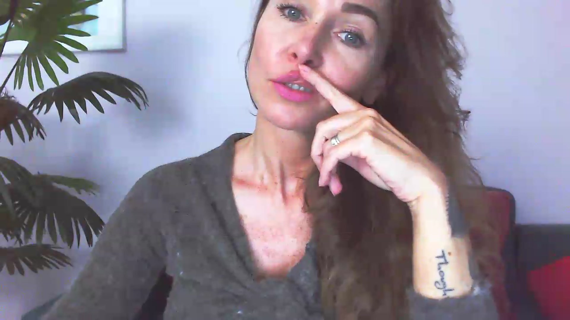 Gallery image thumbnail from Delilah_sweet's myfreecams stream on, 07/16/2026, 15:17 image 9 of 20