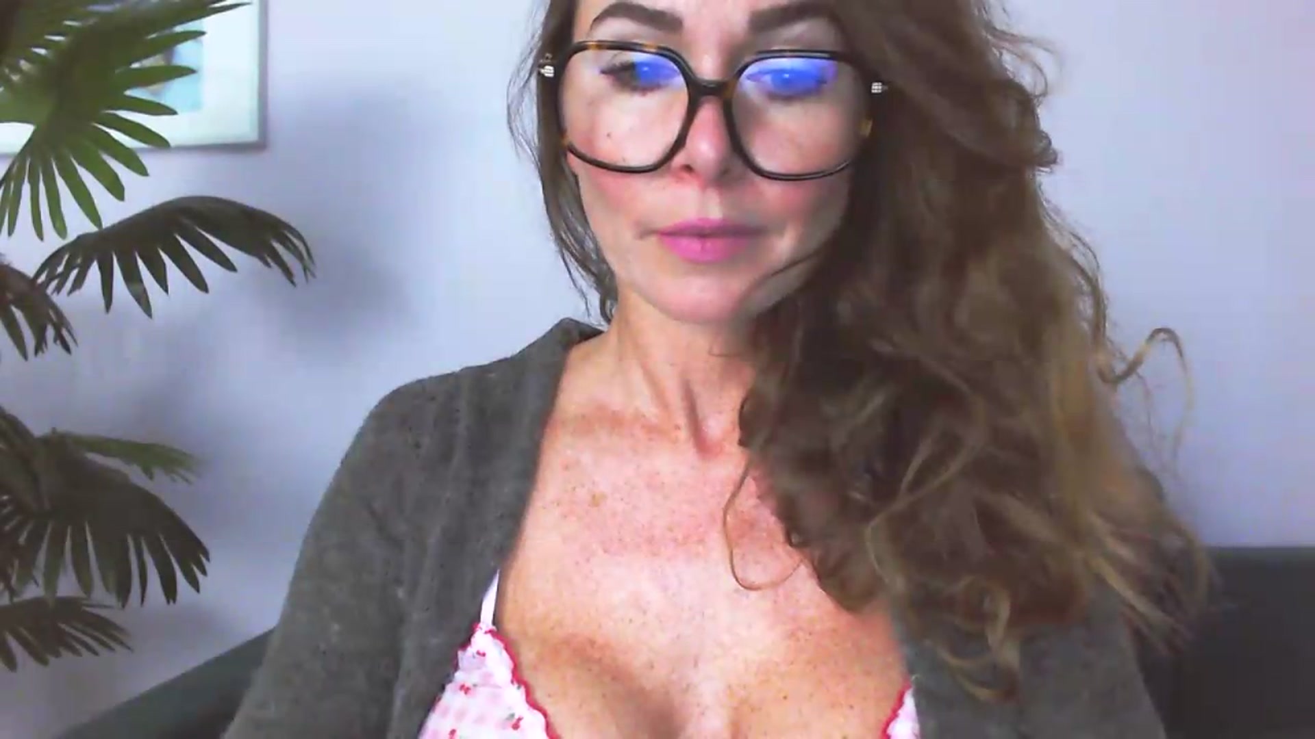 Gallery image thumbnail from Delilah_sweet's myfreecams stream on, 07/21/2026, 15:28 image 12 of 20