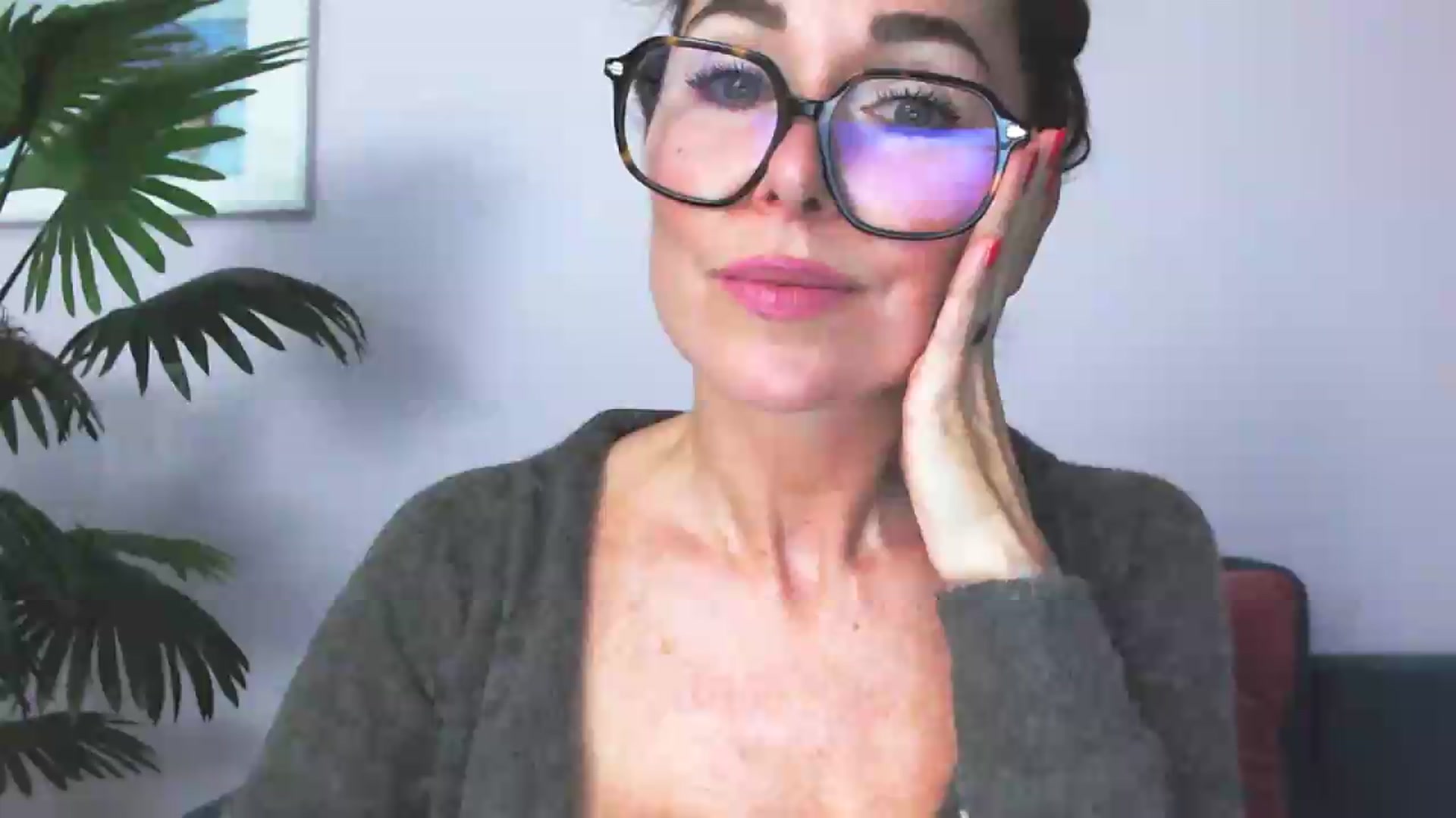 Gallery image thumbnail from Delilah_sweet's myfreecams stream on, 07/21/2026, 16:49 image 6 of 20