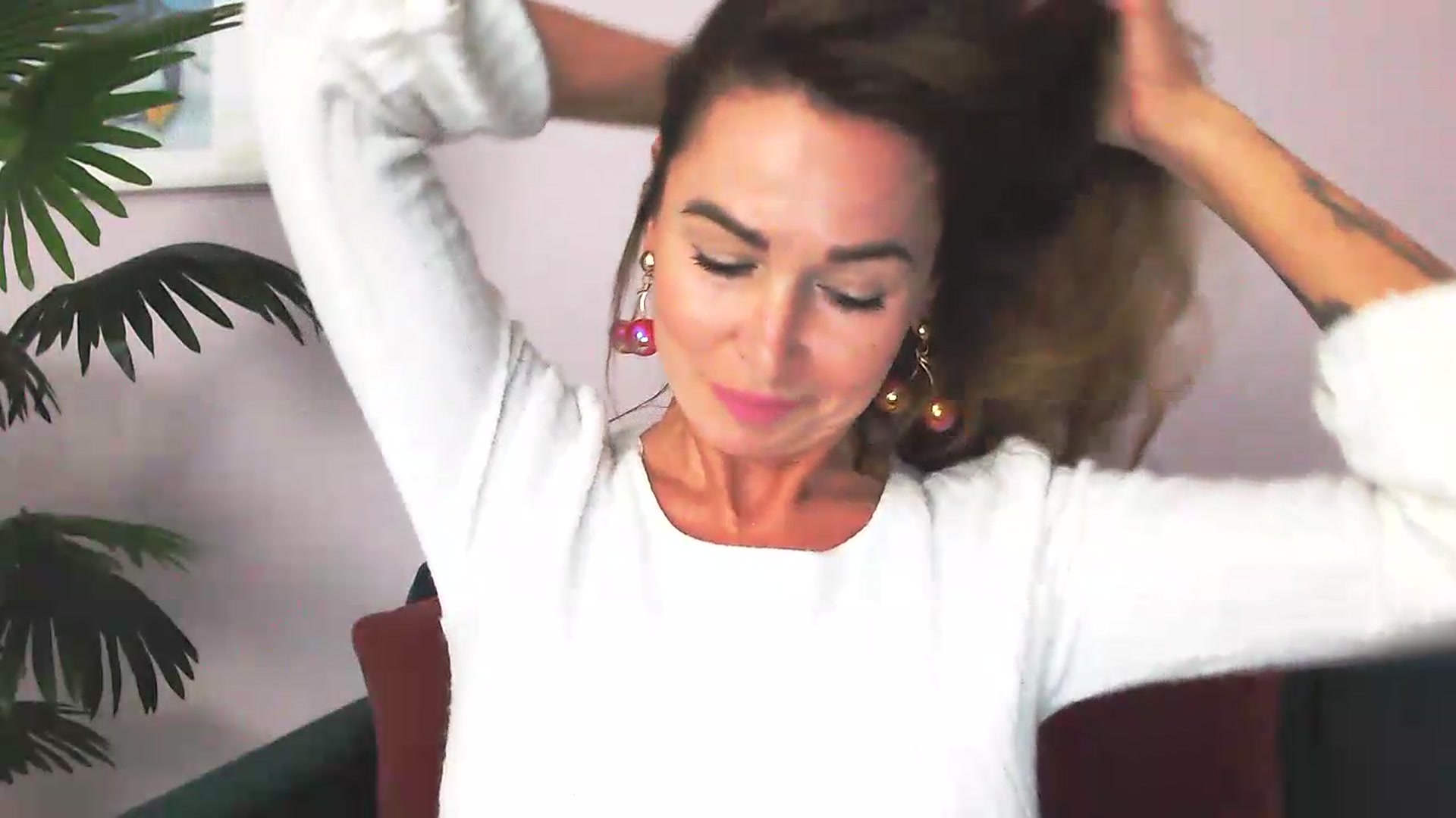 Gallery image thumbnail from Delilah_sweet's myfreecams stream on, 07/28/2026, 16:42 image 12 of 20