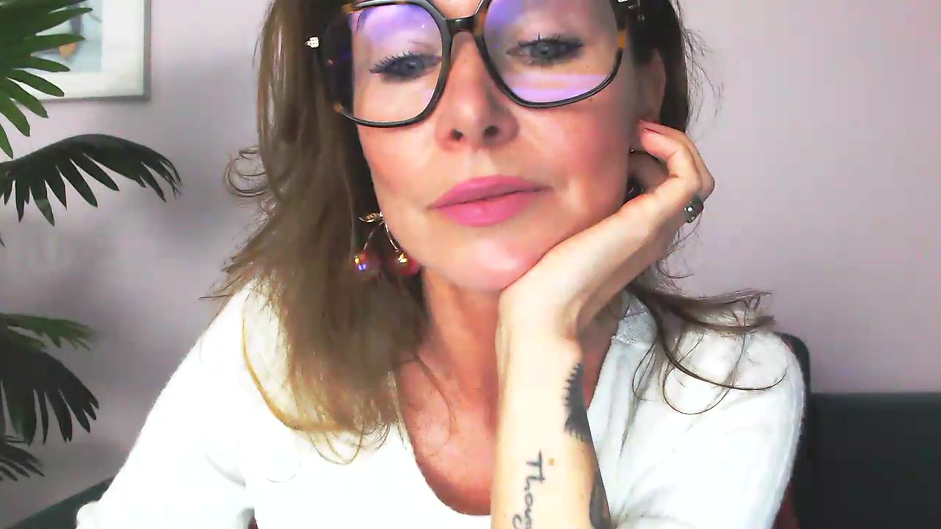 Gallery image thumbnail from Delilah_sweet's myfreecams stream on, 07/28/2026, 16:42 image 17 of 20
