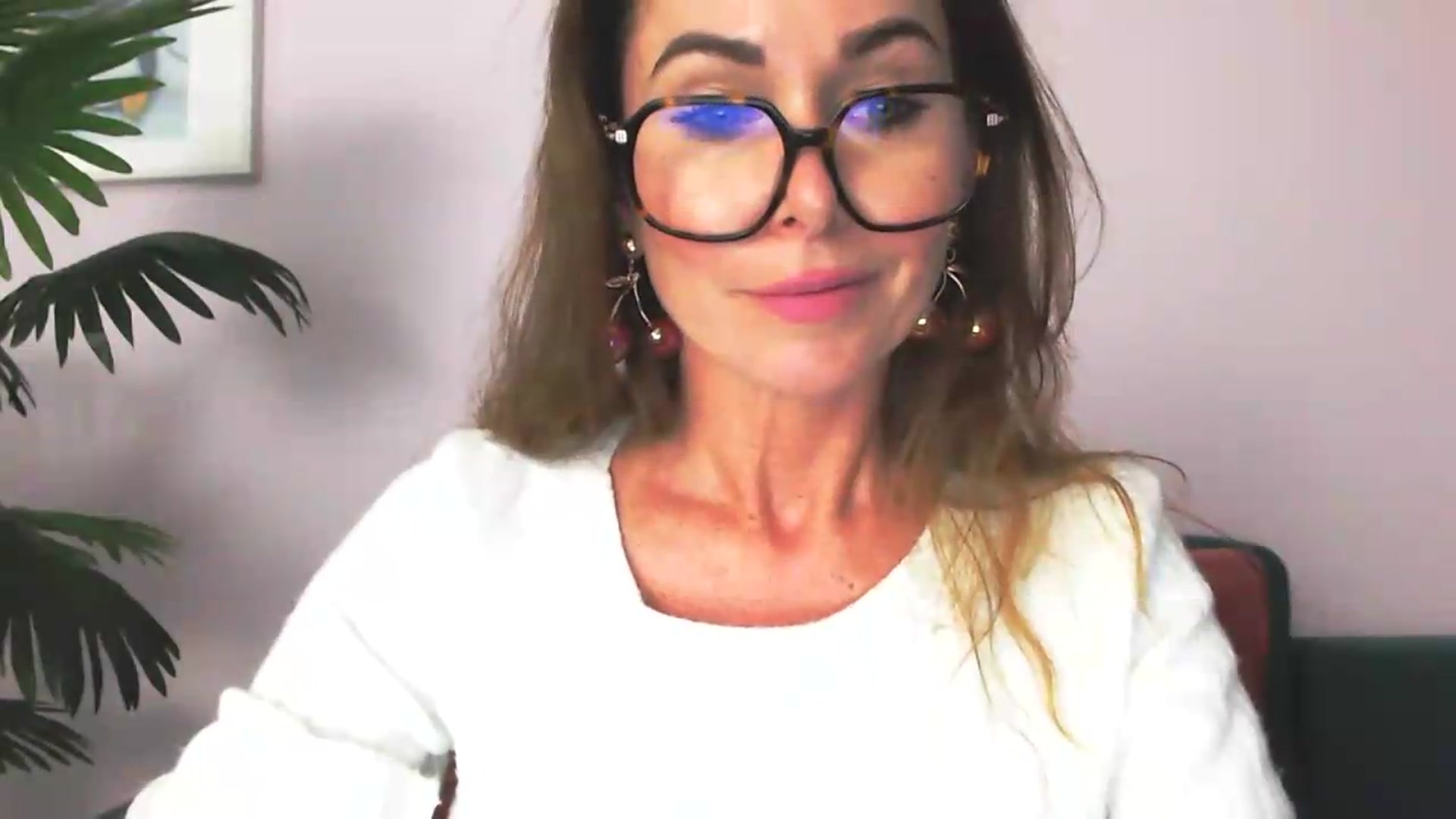 Gallery image thumbnail from Delilah_sweet's myfreecams stream on, 07/28/2026, 17:22 image 4 of 20