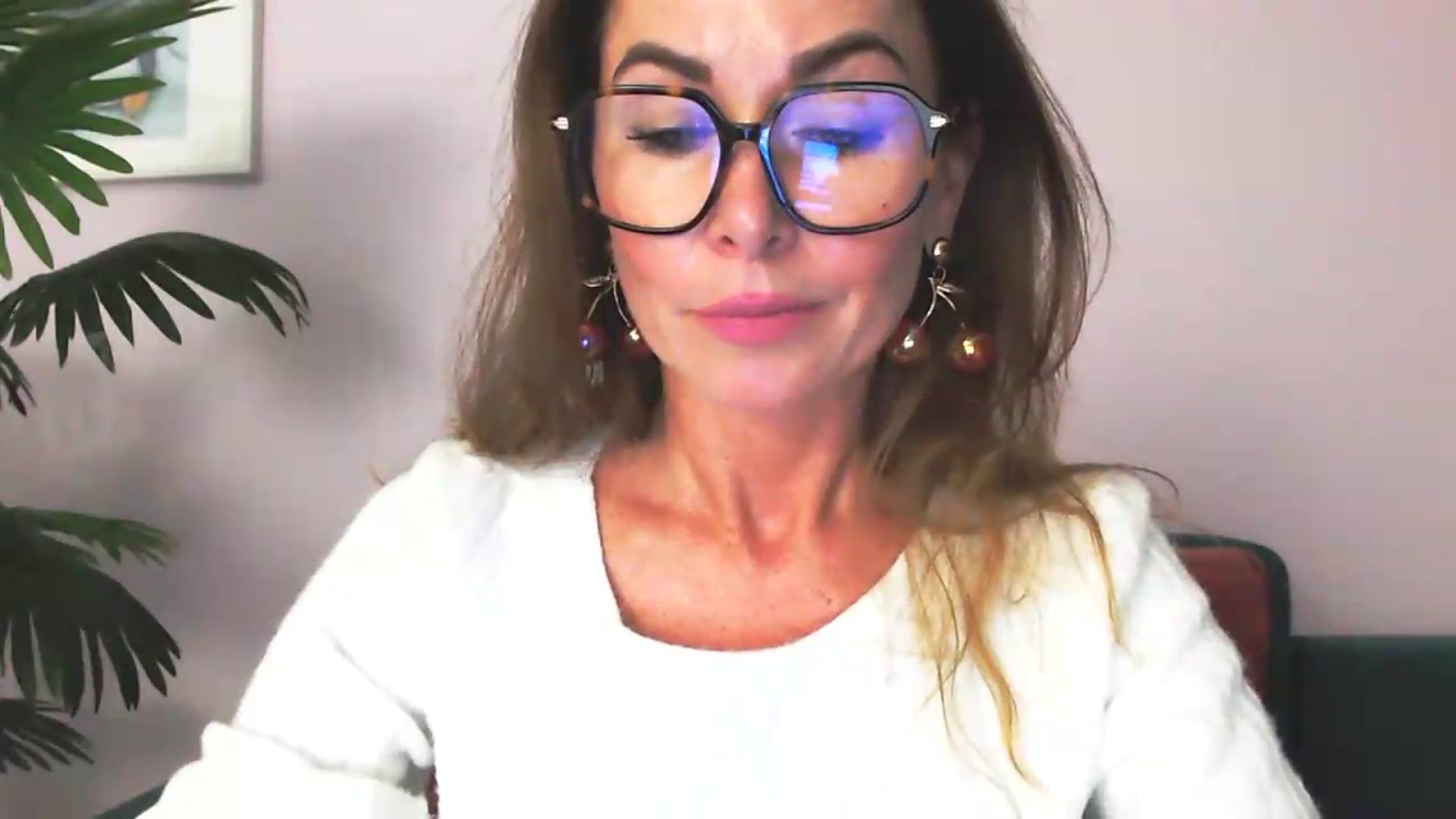 Gallery image thumbnail from Delilah_sweet's myfreecams stream on, 07/28/2026, 17:22 image 7 of 20