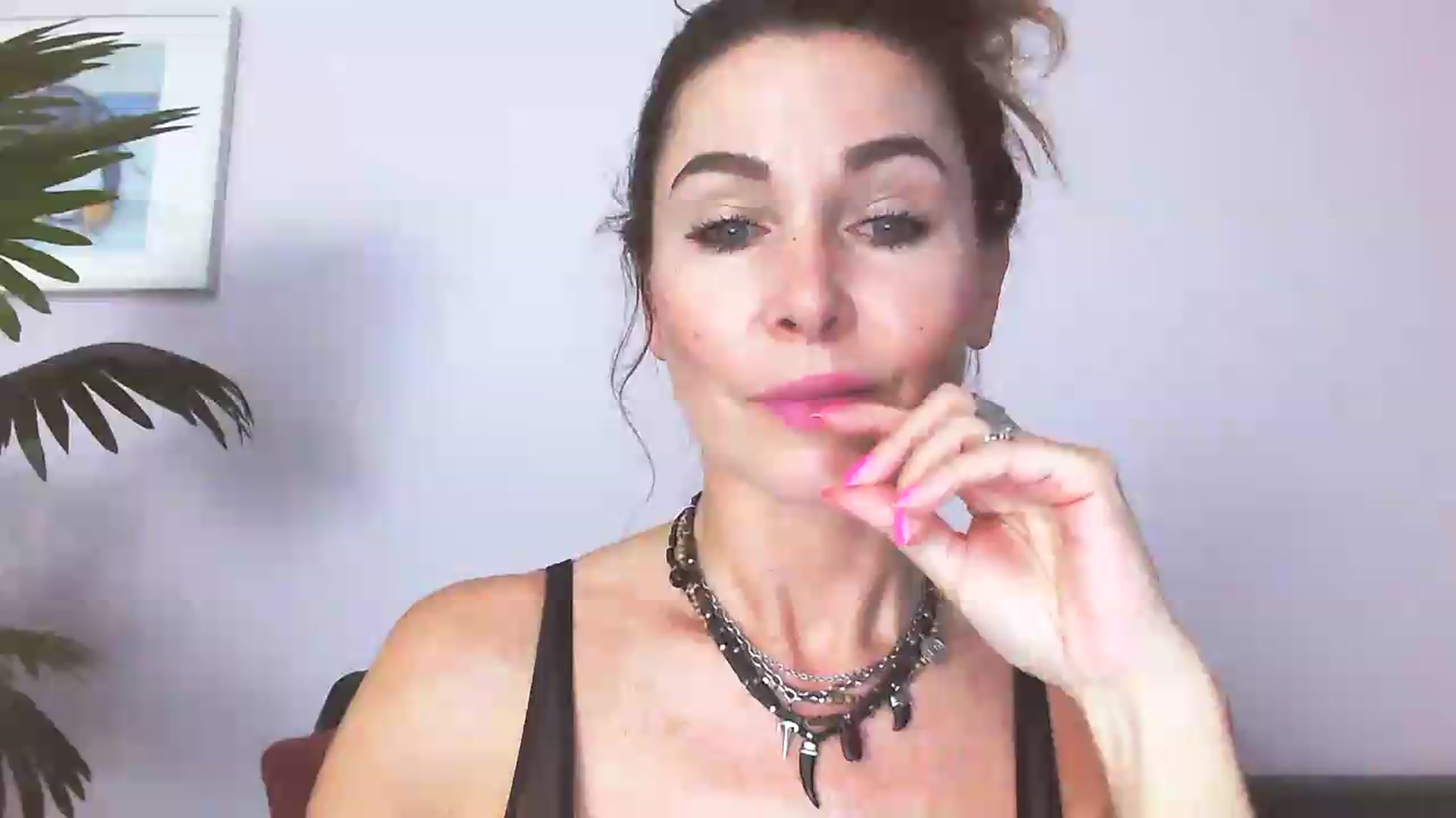 Gallery image thumbnail from Delilah_sweet's myfreecams stream on, 08/03/2026, 16:43 image 1 of 20