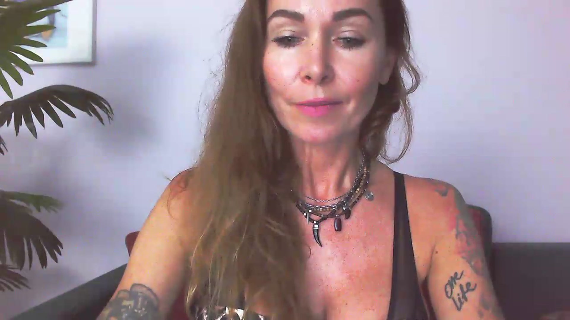 Gallery image thumbnail from Delilah_sweet's myfreecams stream on, 08/03/2026, 18:57 image 20 of 20
