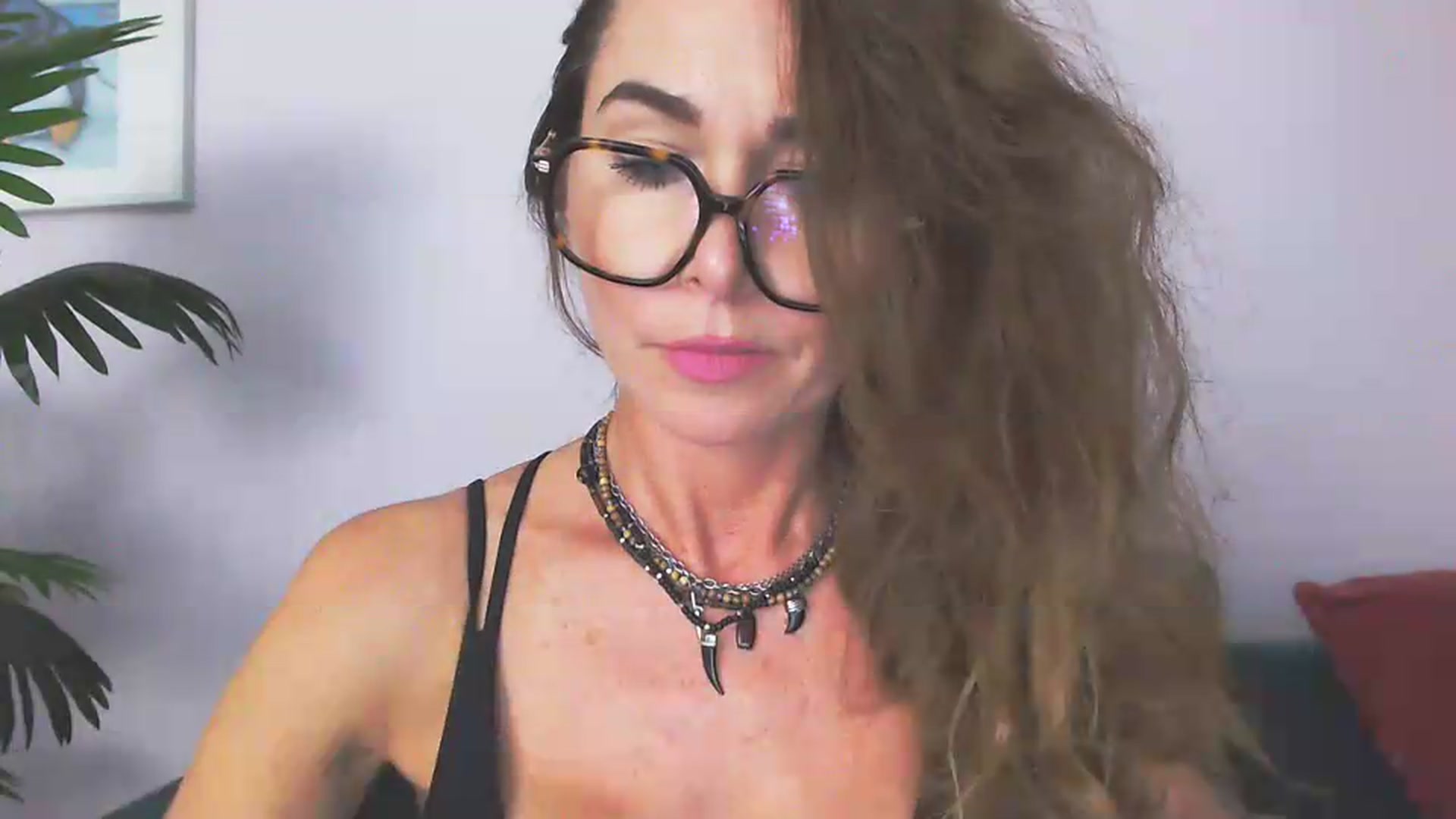 Gallery image thumbnail from Delilah_sweet's myfreecams stream on, 08/13/2026, 14:14 image 6 of 20
