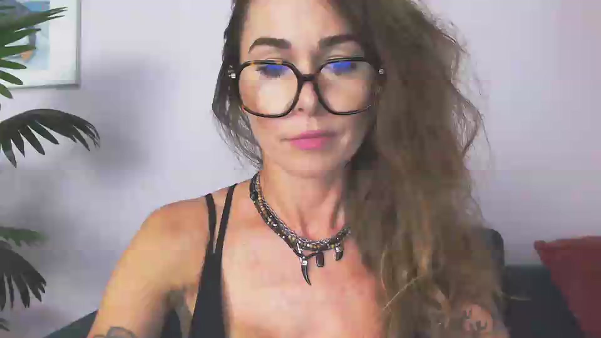Gallery image thumbnail from Delilah_sweet's myfreecams stream on, 08/13/2026, 14:14 image 10 of 20