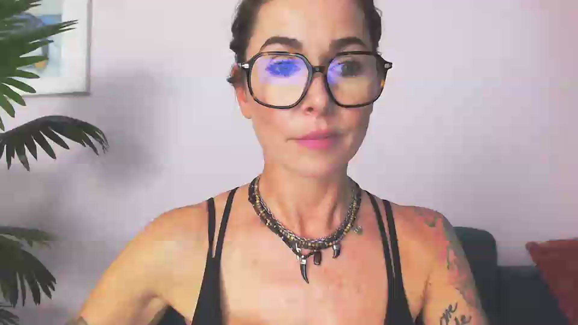 Gallery image thumbnail from Delilah_sweet's myfreecams stream on, 08/13/2026, 14:14 image 1 of 20