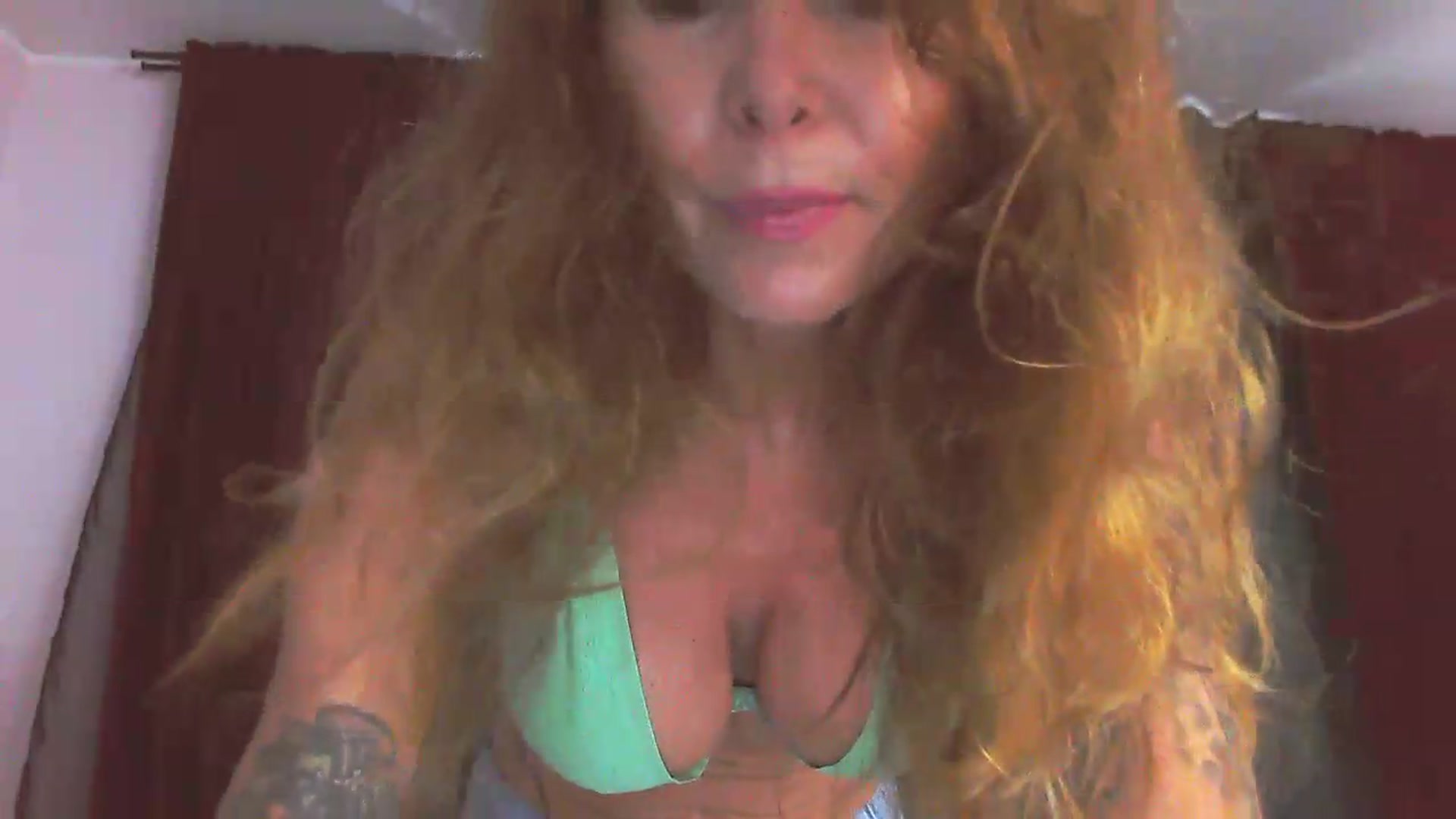 Gallery image thumbnail from Delilah_sweet's myfreecams stream on, 08/17/2026, 15:23 image 14 of 20