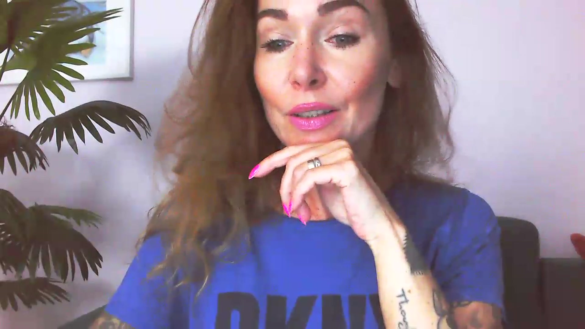 Gallery image thumbnail from Delilah_sweet's myfreecams stream on, 08/17/2026, 15:23 image 10 of 20