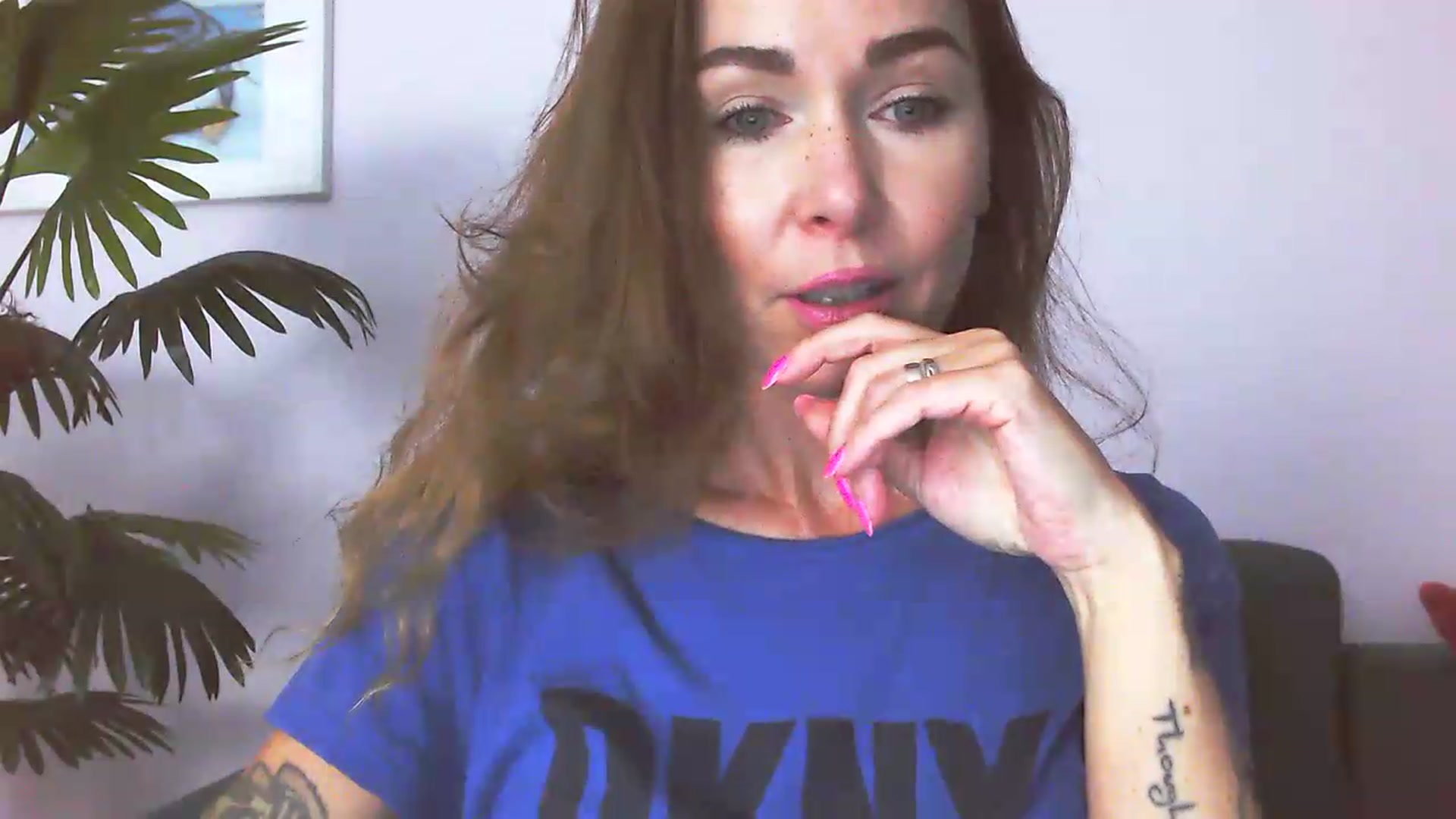 Gallery image thumbnail from Delilah_sweet's myfreecams stream on, 08/17/2026, 15:23 image 7 of 20