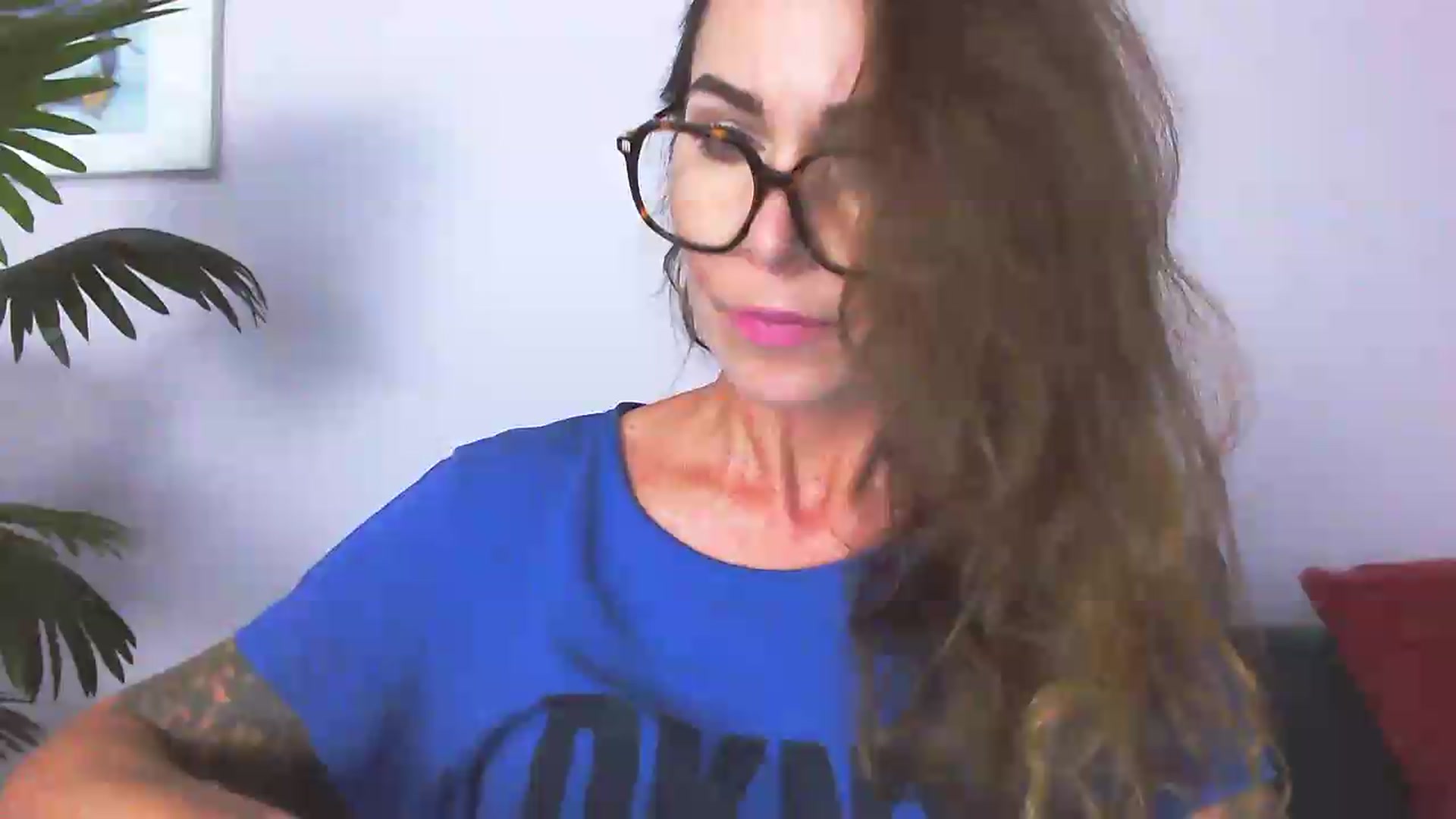 Gallery image thumbnail from Delilah_sweet's myfreecams stream on, 08/18/2026, 15:09 image 1 of 20