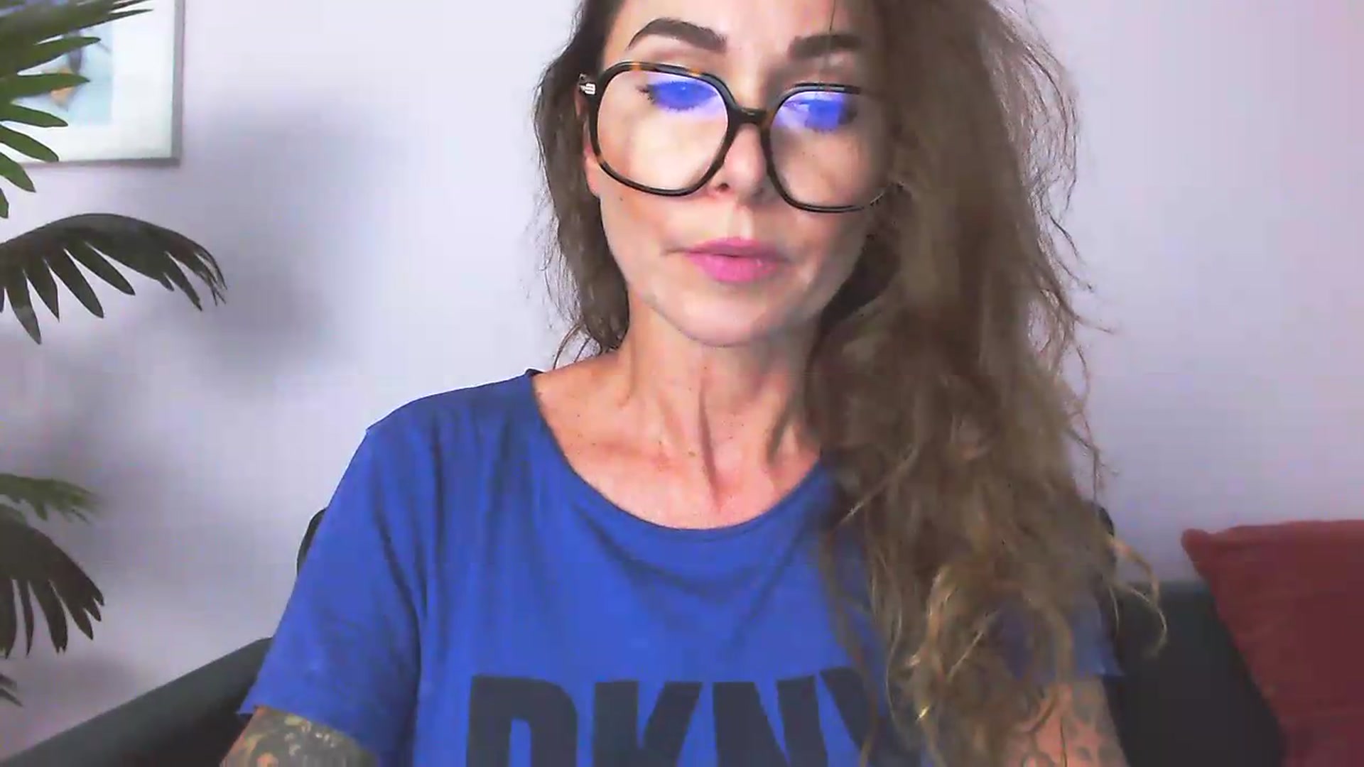 Gallery image thumbnail from Delilah_sweet's myfreecams stream on, 08/18/2026, 15:09 image 17 of 20