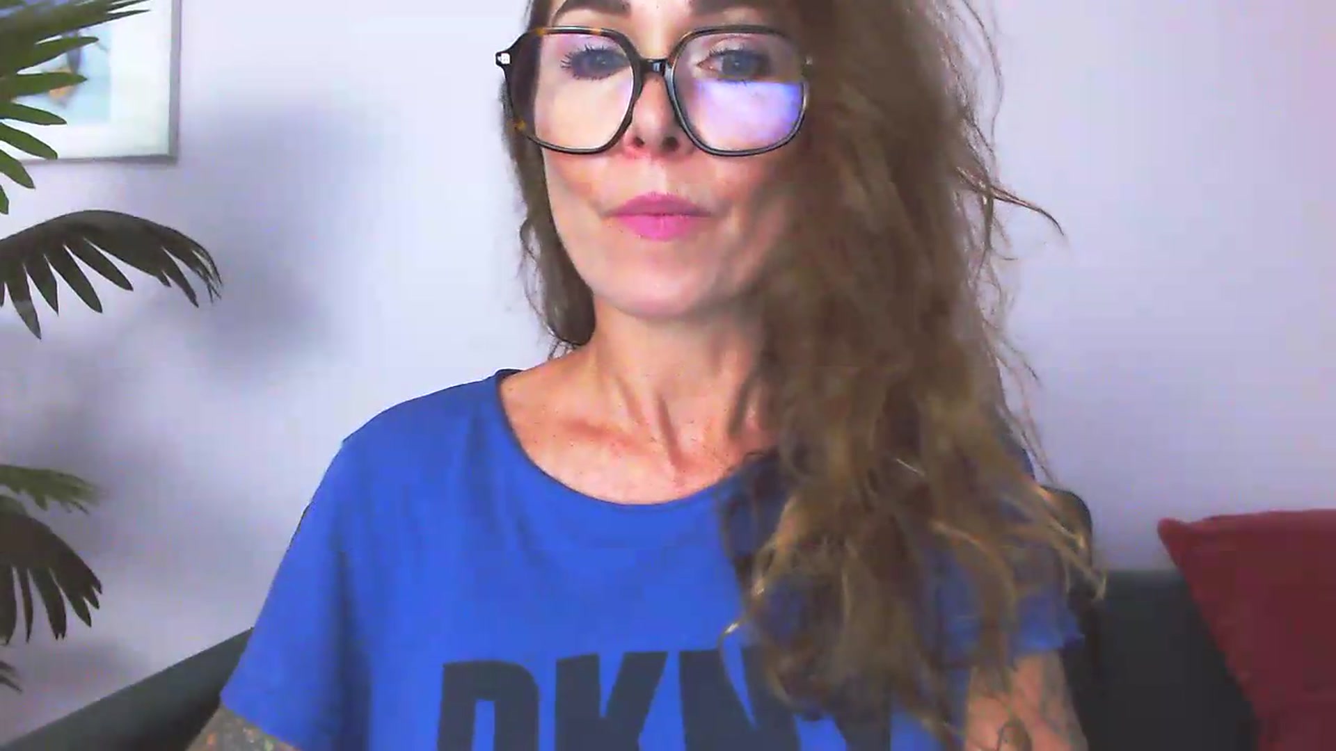Gallery image thumbnail from Delilah_sweet's myfreecams stream on, 08/18/2026, 15:09 image 7 of 20