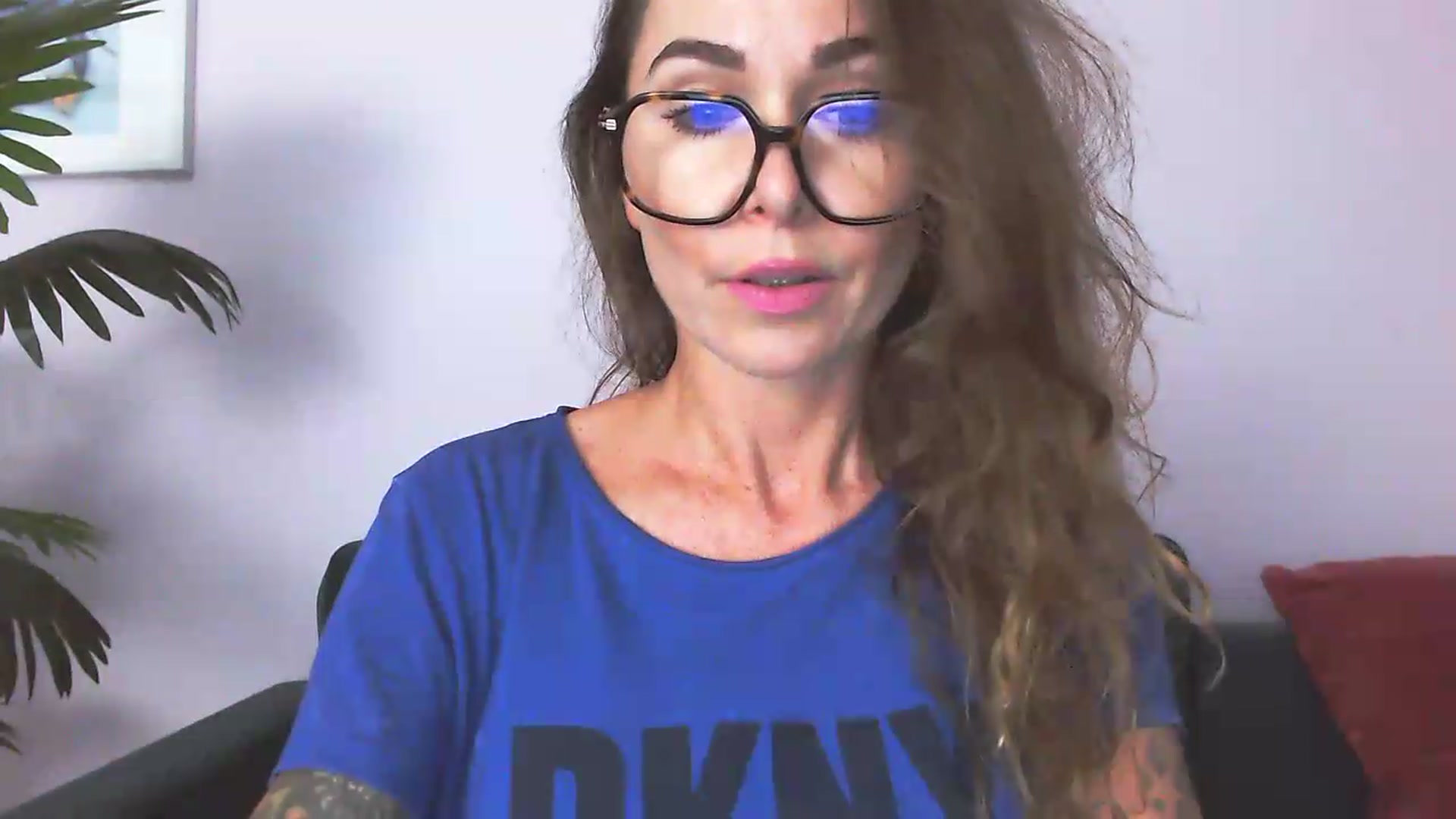 Gallery image thumbnail from Delilah_sweet's myfreecams stream on, 08/18/2026, 15:09 image 14 of 20