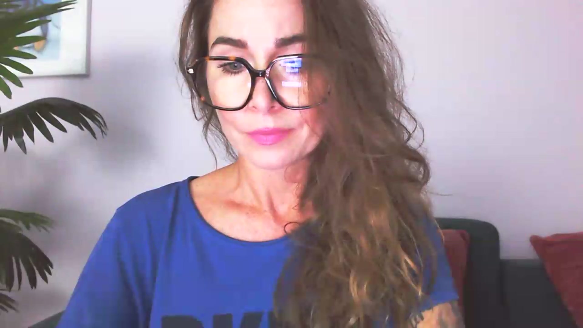 Gallery image thumbnail from Delilah_sweet's myfreecams stream on, 08/18/2026, 15:38 image 7 of 20