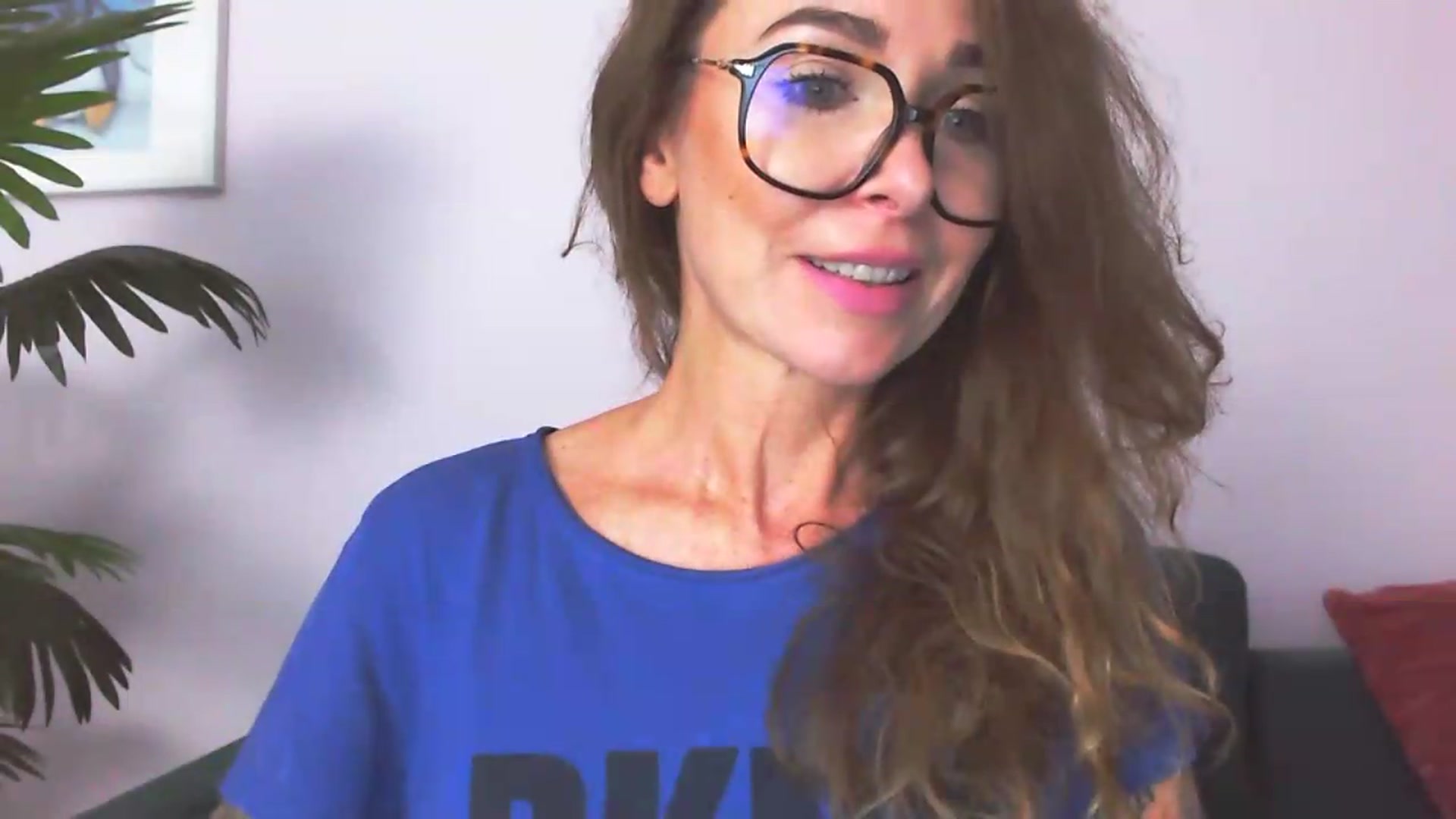 Gallery image thumbnail from Delilah_sweet's myfreecams stream on, 08/18/2026, 15:38 image 9 of 20