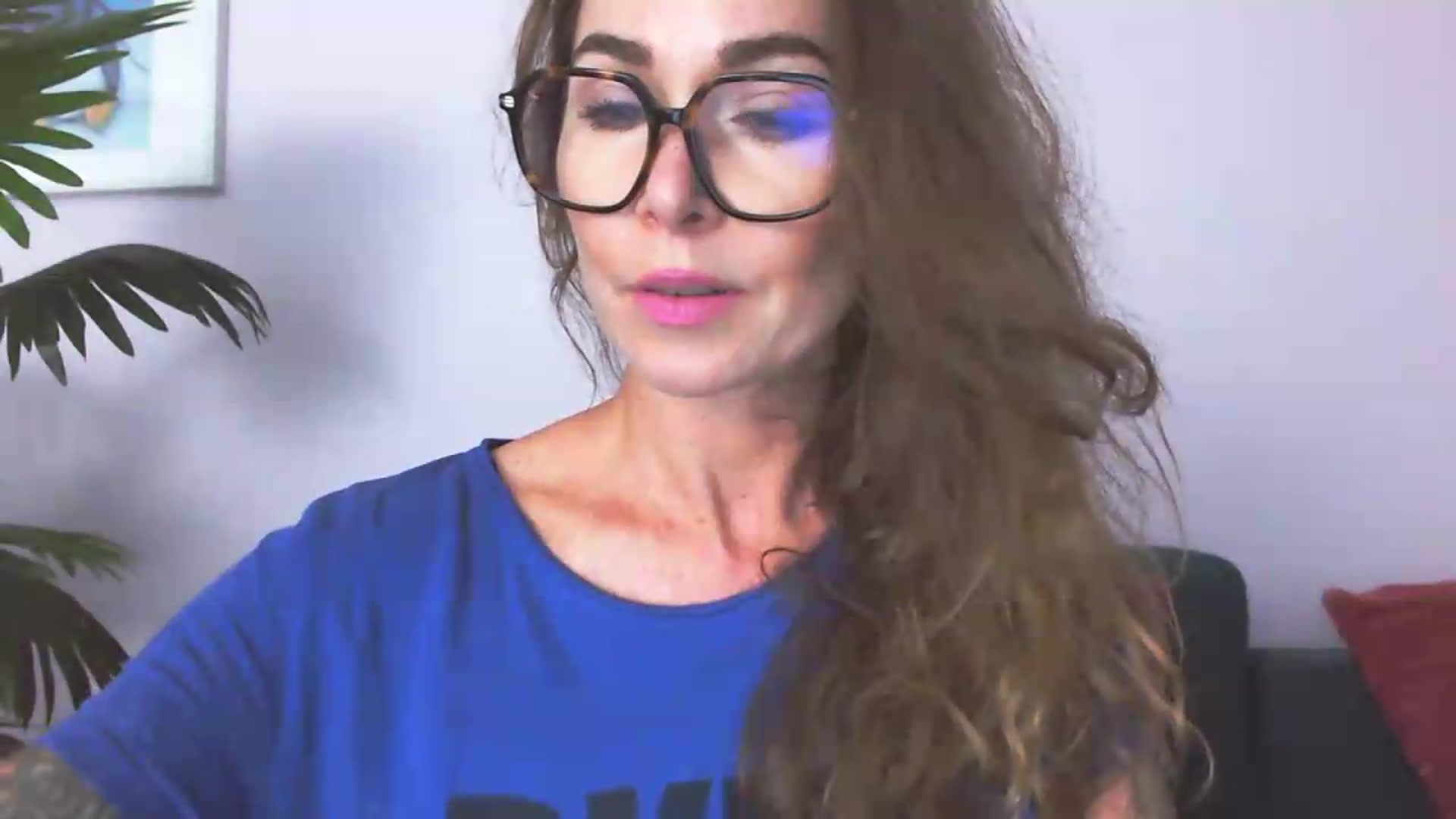 Gallery image thumbnail from Delilah_sweet's myfreecams stream on, 08/18/2026, 15:38 image 3 of 20