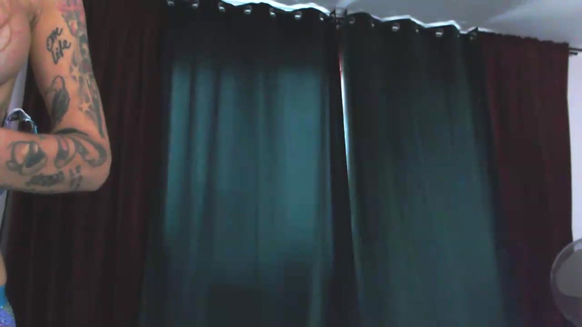 Gallery image thumbnail from Delilah_sweet's myfreecams stream on, 08/18/2026, 17:09 image 17 of 20