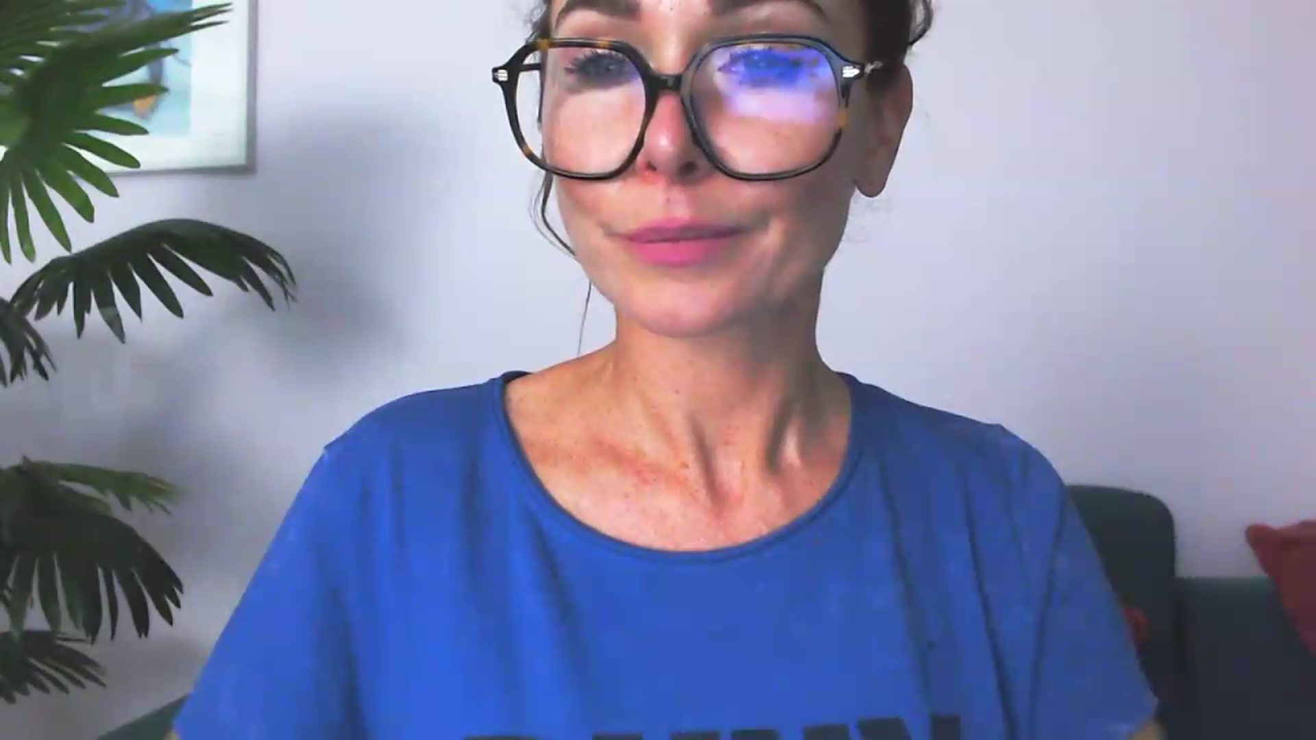 Gallery image thumbnail from Delilah_sweet's myfreecams stream on, 08/18/2026, 18:21 image 19 of 20