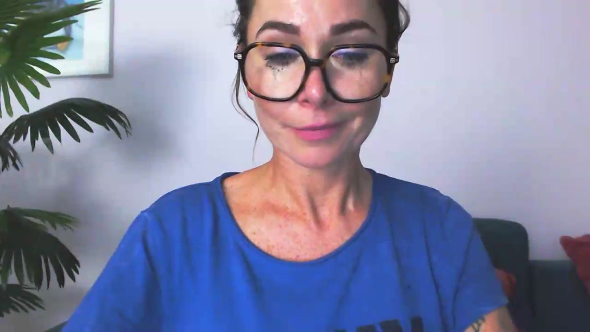 Gallery image thumbnail from Delilah_sweet's myfreecams stream on, 08/18/2026, 18:21 image 9 of 20