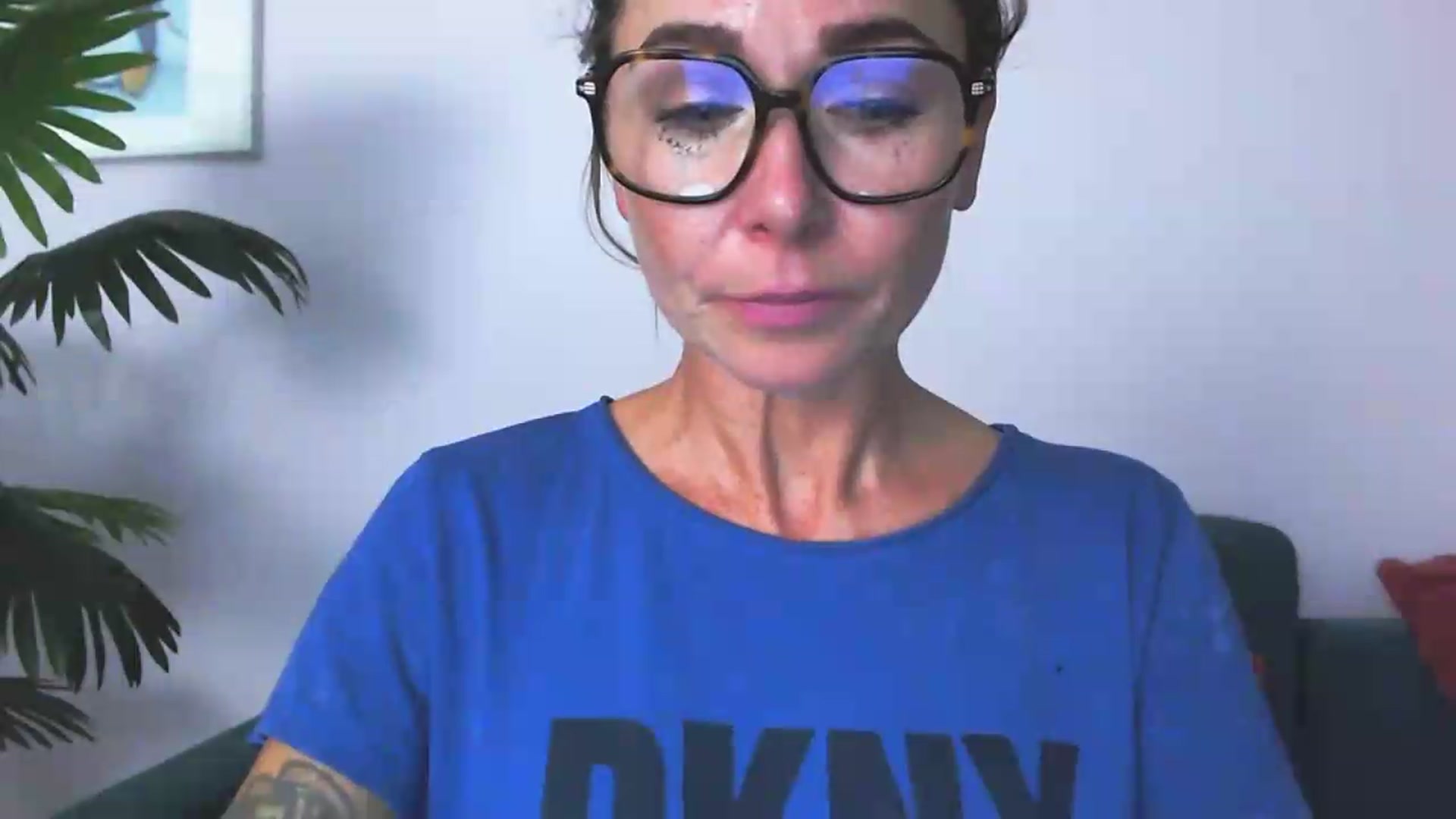 Gallery image thumbnail from Delilah_sweet's myfreecams stream on, 08/18/2026, 18:21 image 3 of 20