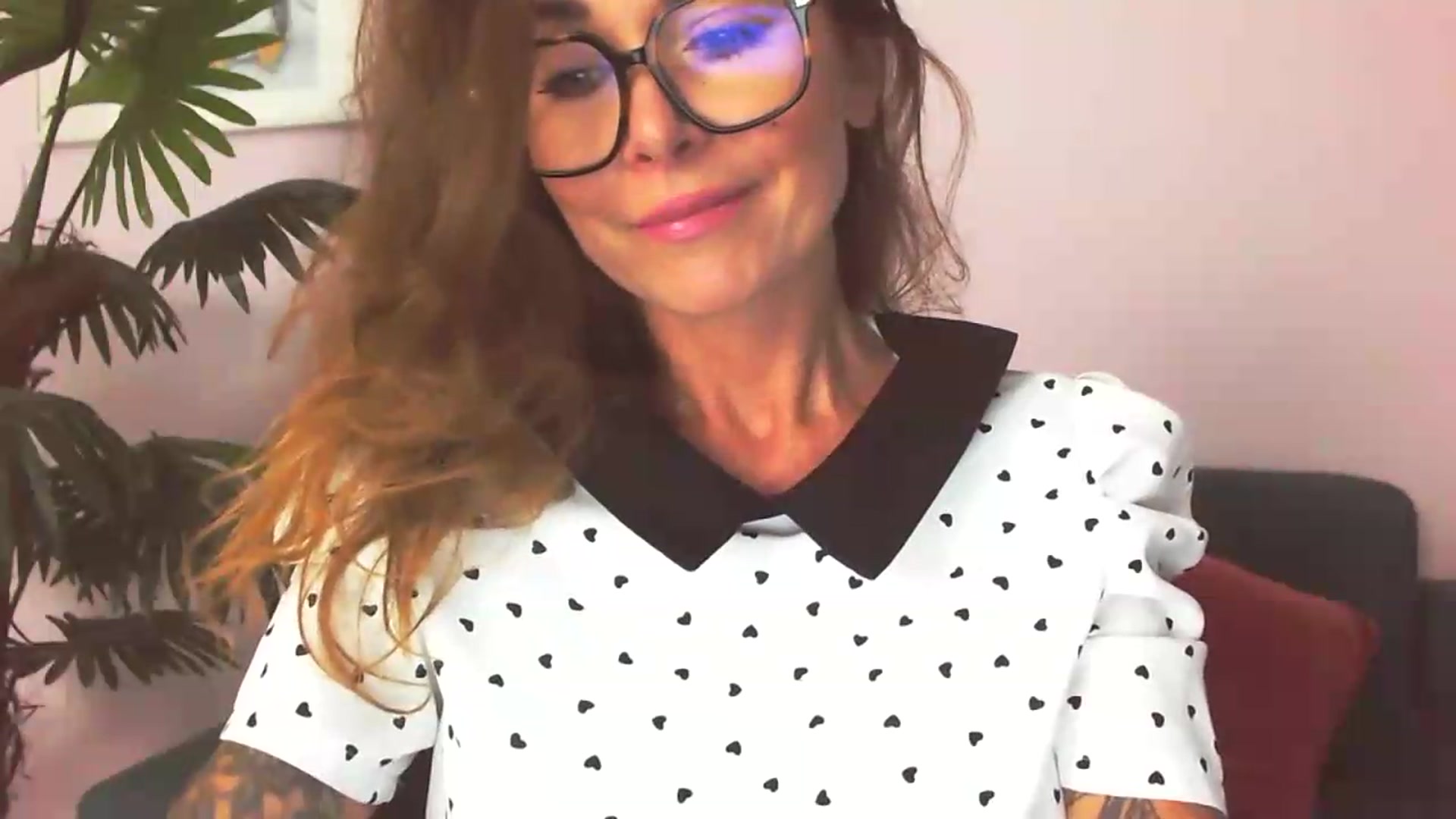Gallery image thumbnail from Delilah_sweet's myfreecams stream on, 08/19/2026, 15:40 image 15 of 20