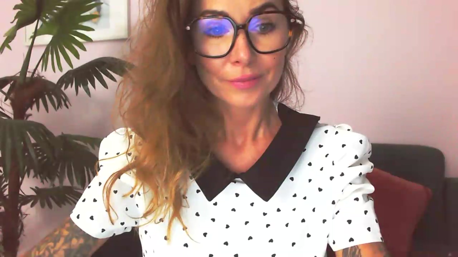 Gallery image thumbnail from Delilah_sweet's myfreecams stream on, 08/19/2026, 15:40 image 13 of 20