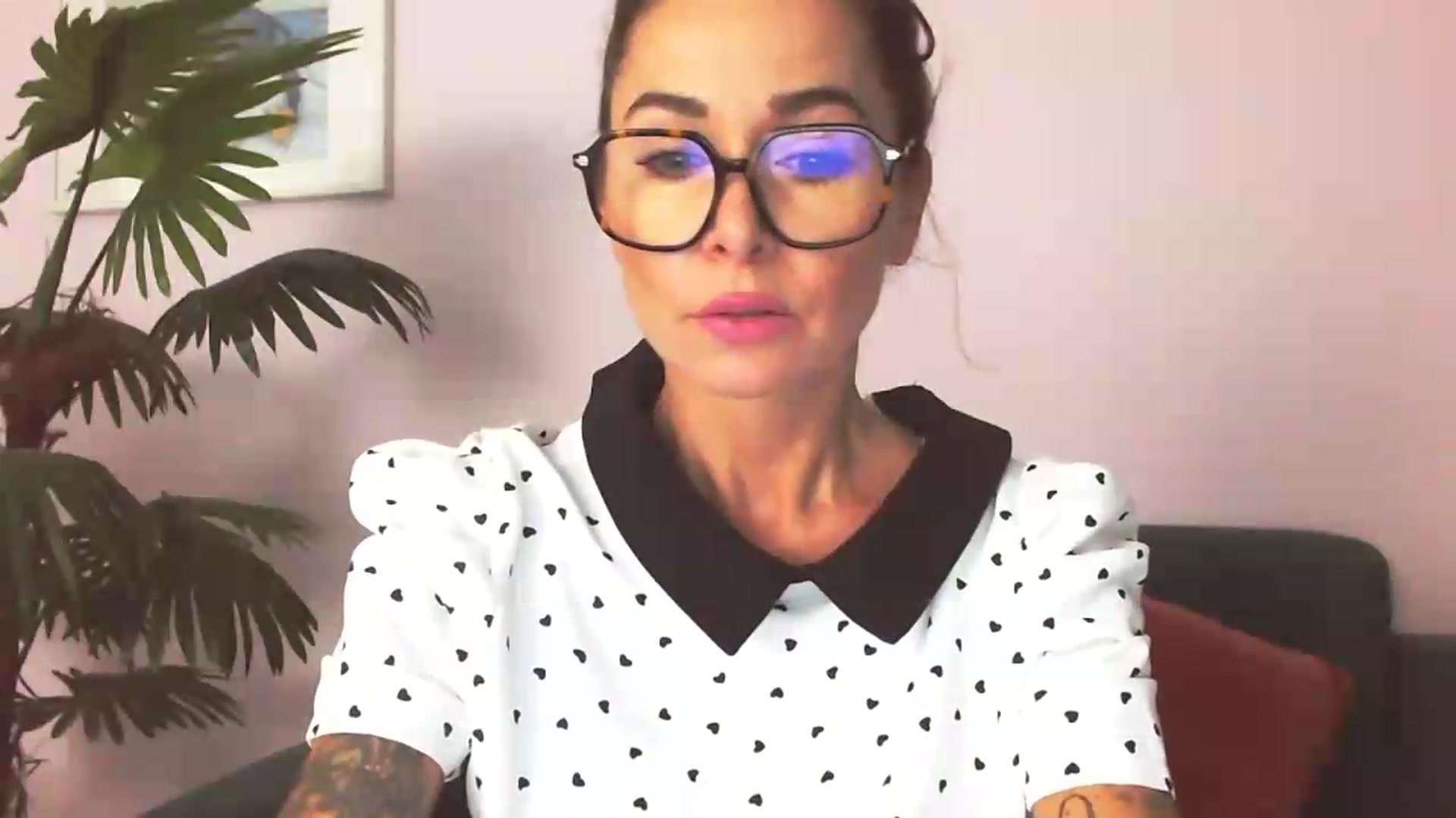 Gallery image thumbnail from Delilah_sweet's myfreecams stream on, 08/19/2026, 15:40 image 2 of 20