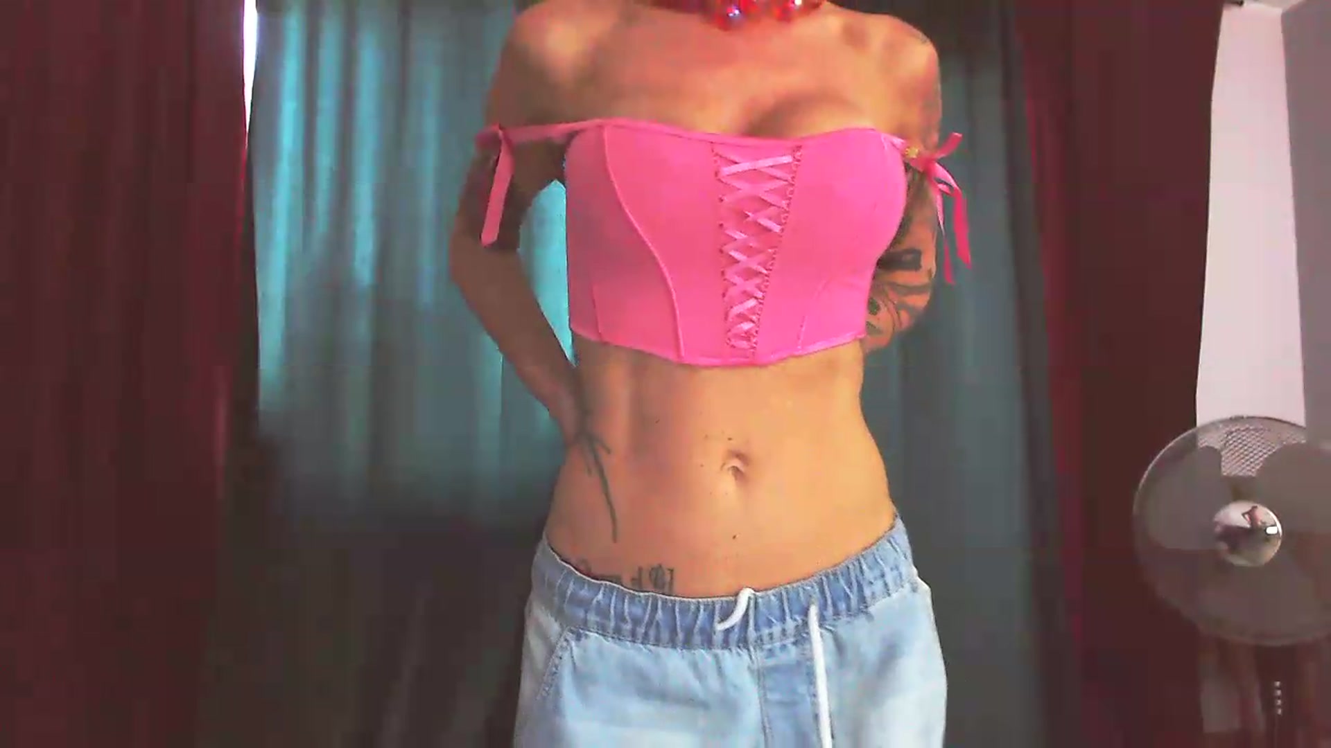 Gallery image thumbnail from Delilah_sweet's myfreecams stream on, 08/20/2026, 14:22 image 2 of 20