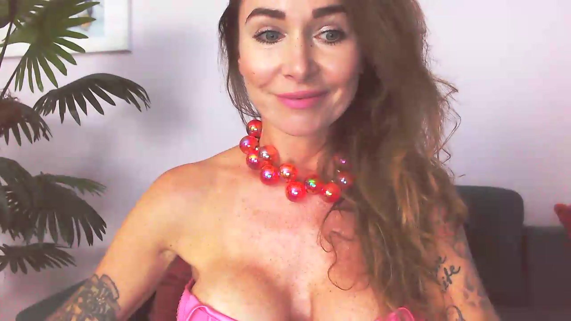 Gallery image thumbnail from Delilah_sweet's myfreecams stream on, 08/20/2026, 15:05 image 14 of 20