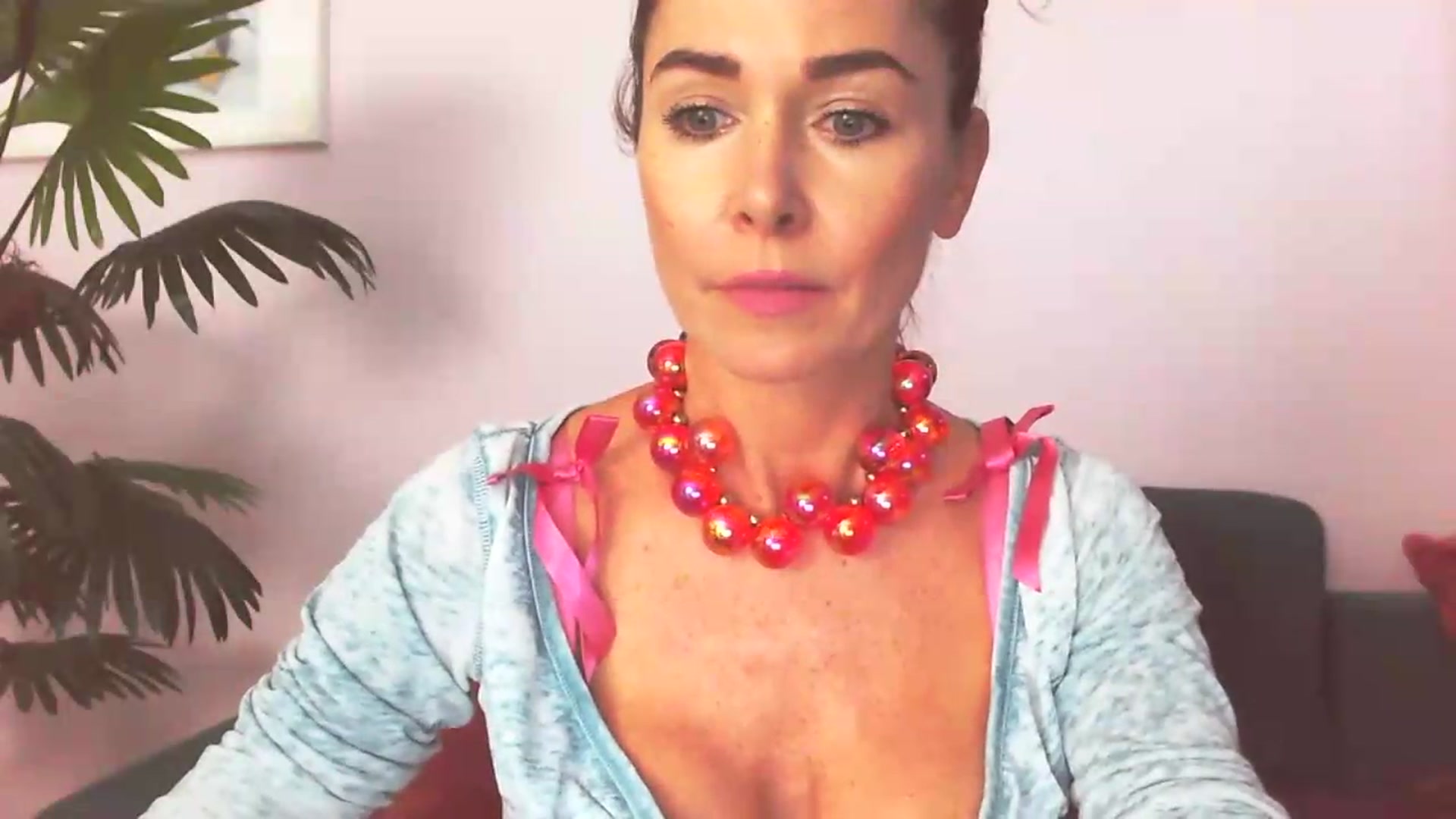 Gallery image thumbnail from Delilah_sweet's myfreecams stream on, 08/20/2026, 15:46 image 11 of 20