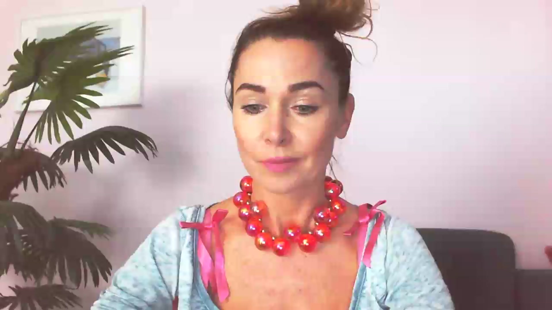 Gallery image thumbnail from Delilah_sweet's myfreecams stream on, 08/20/2026, 15:46 image 3 of 20