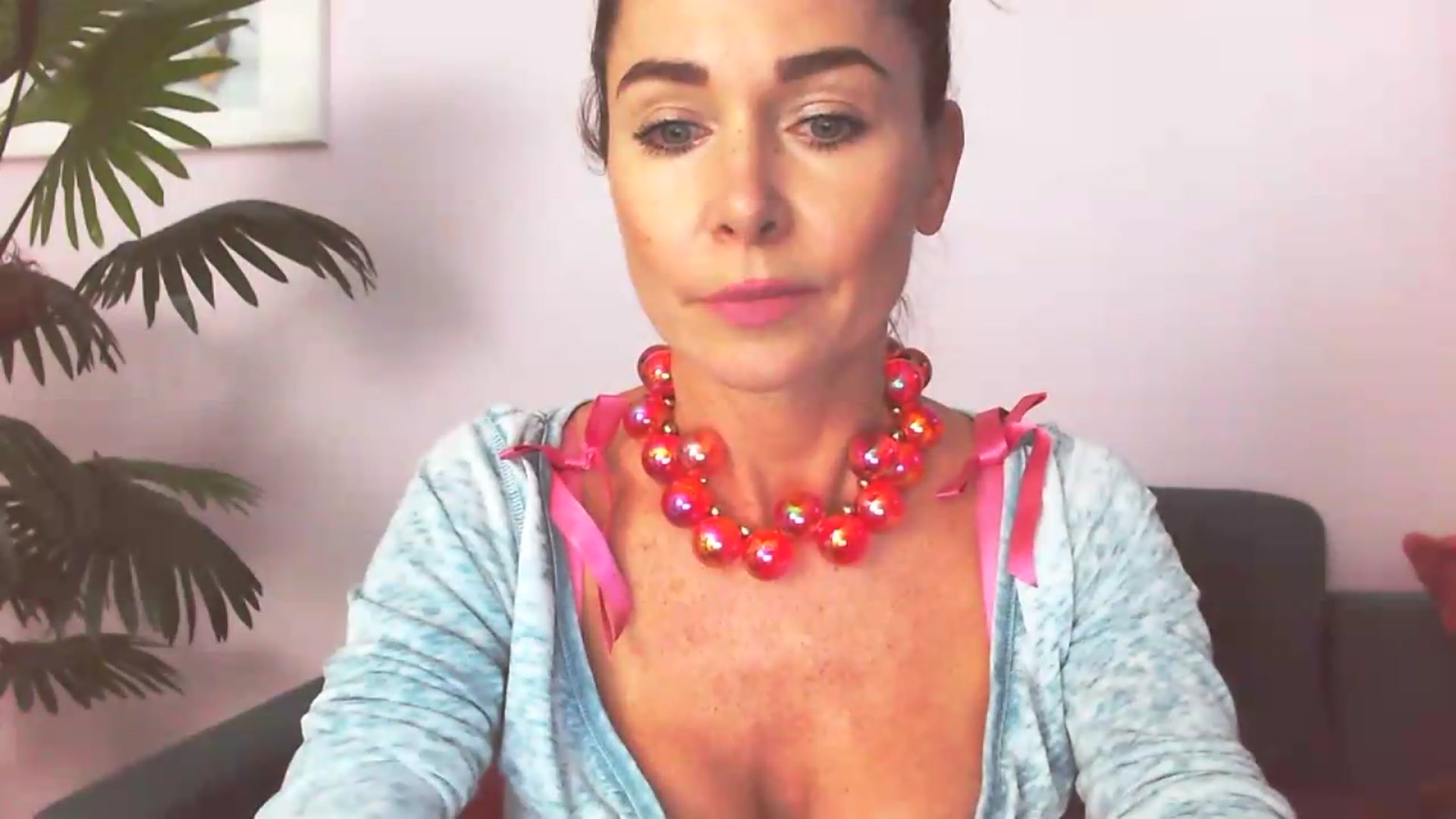 Gallery image thumbnail from Delilah_sweet's myfreecams stream on, 08/20/2026, 15:46 image 12 of 20