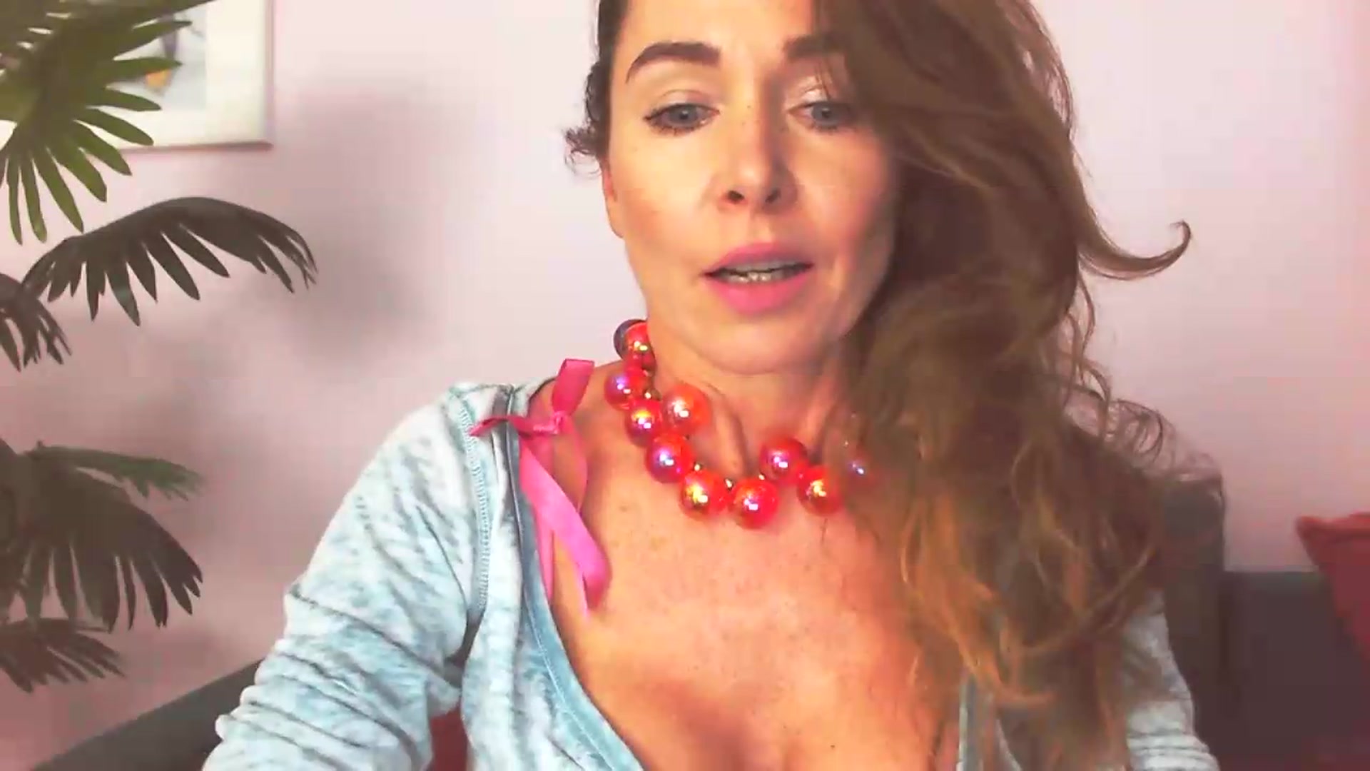 Gallery image thumbnail from Delilah_sweet's myfreecams stream on, 08/20/2026, 15:46 image 20 of 20