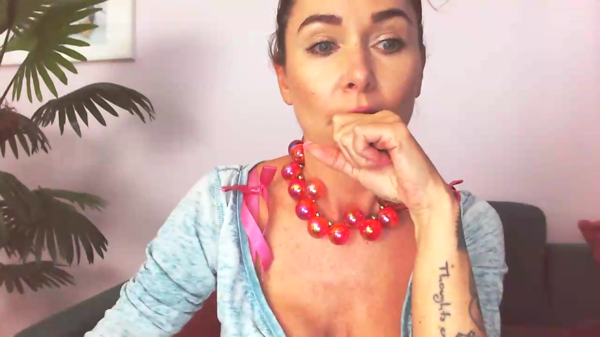 Gallery image thumbnail from Delilah_sweet's myfreecams stream on, 08/20/2026, 15:46 image 16 of 20