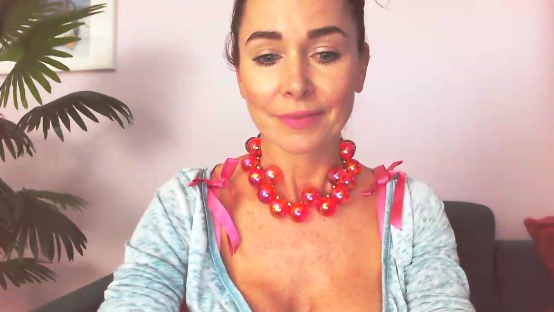 Gallery image thumbnail from Delilah_sweet's myfreecams stream on, 08/20/2026, 15:46 image 8 of 20