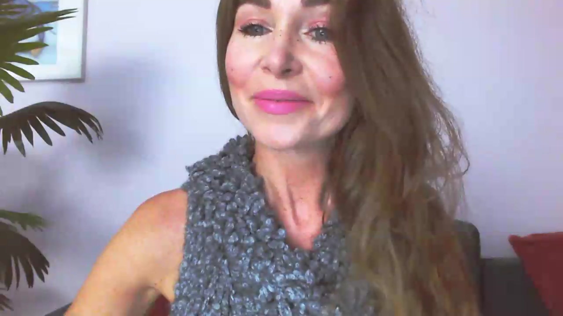 Gallery image thumbnail from Delilah_sweet's myfreecams stream on, 08/24/2026, 17:38 image 3 of 20