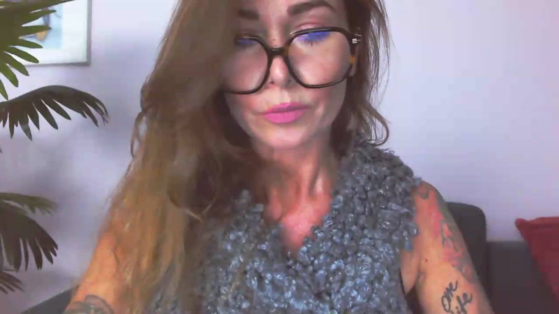 Gallery image thumbnail from Delilah_sweet's myfreecams stream on, 08/24/2026, 18:41 image 9 of 20