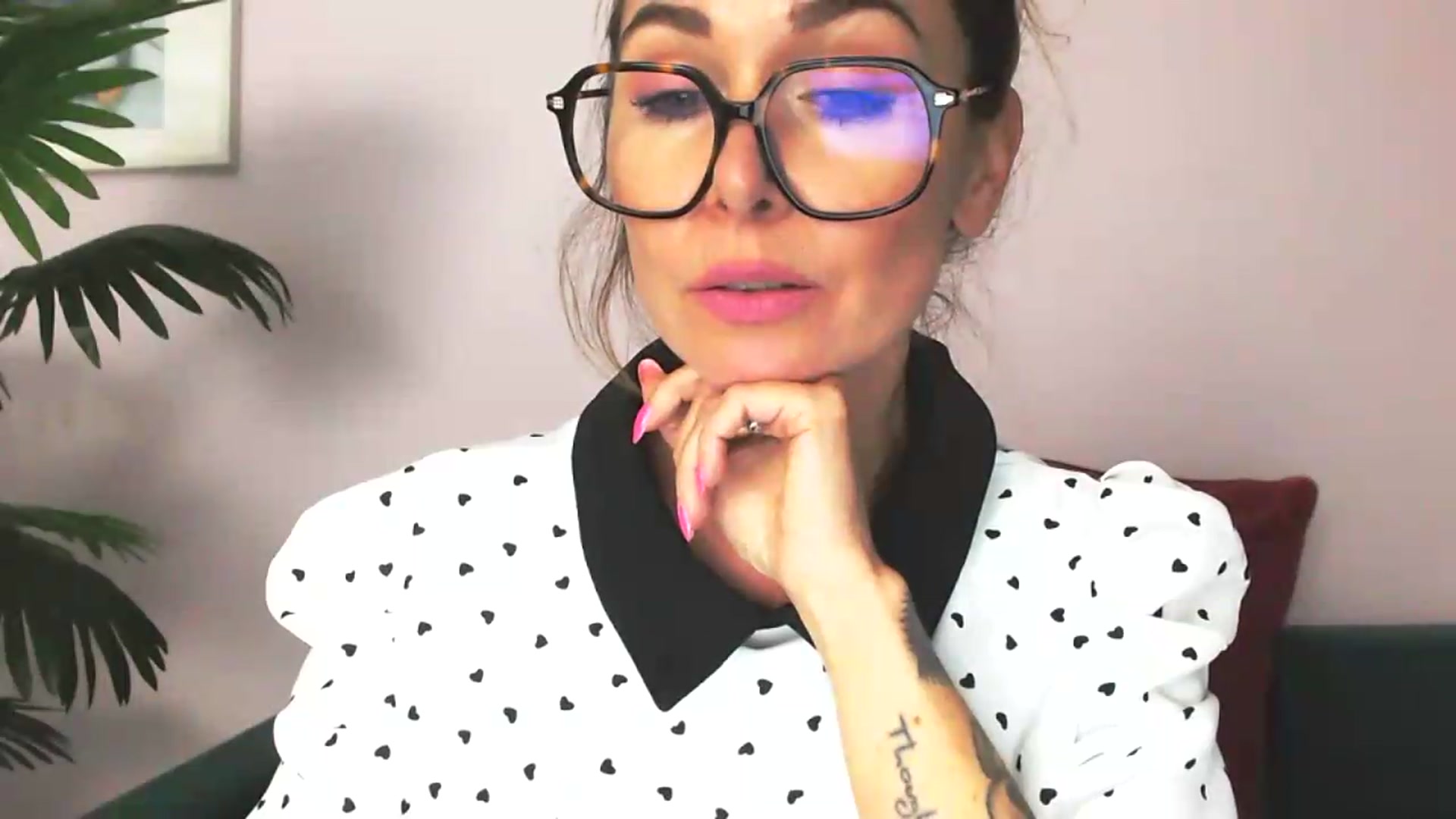 Gallery image thumbnail from Delilah_sweet's myfreecams stream on, 09/02/2026, 18:21 image 2 of 20