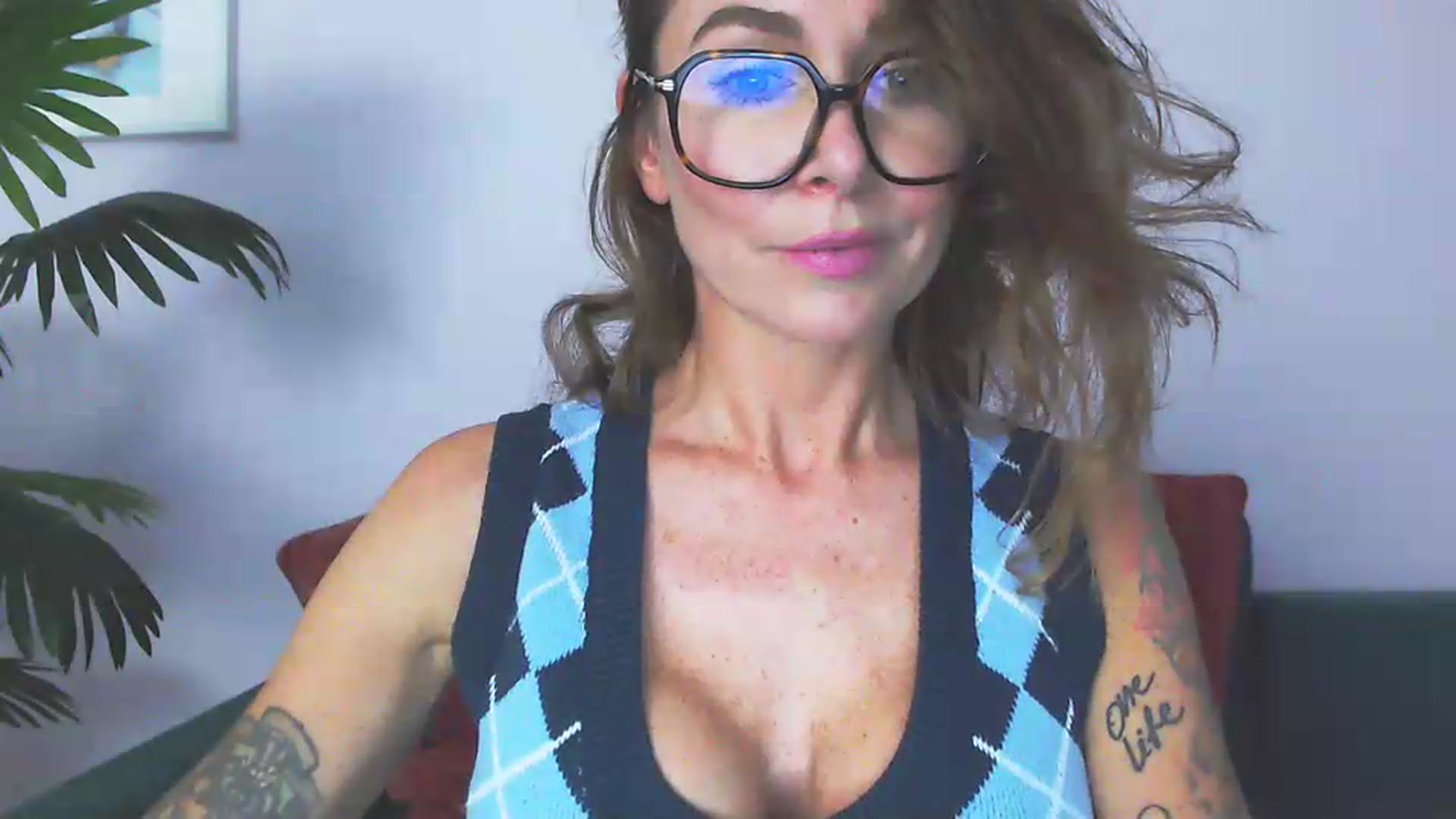Gallery image thumbnail from Delilah_sweet's myfreecams stream on, 09/08/2026, 16:59 image 7 of 20