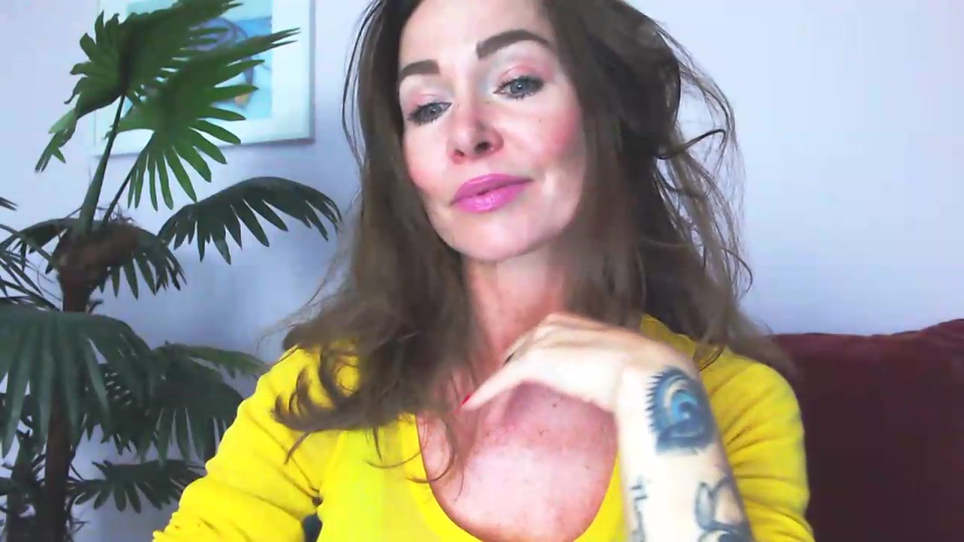 Gallery image thumbnail from Delilah_sweet's myfreecams stream on, 09/15/2026, 16:32 image 18 of 20