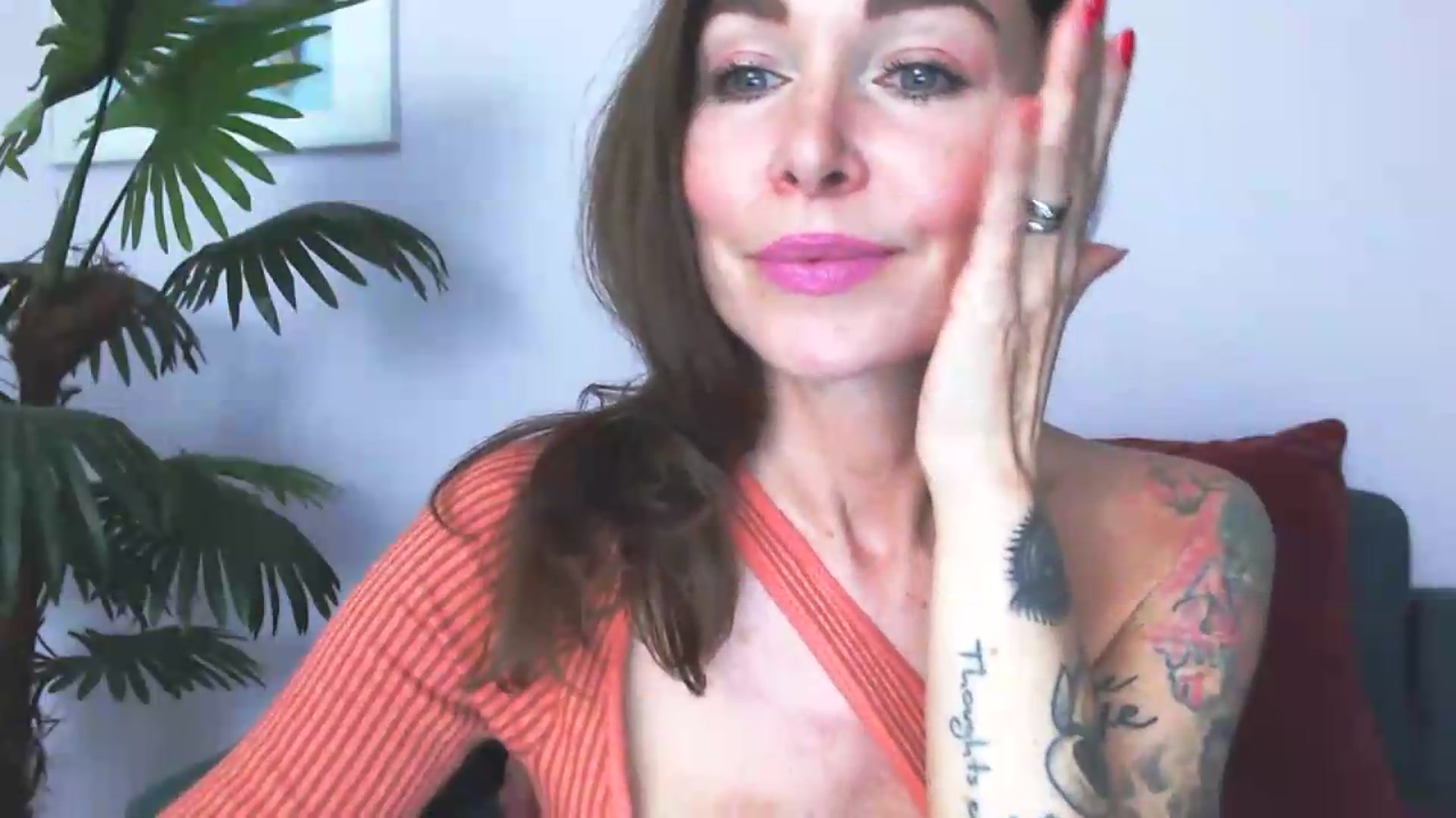 Gallery image thumbnail from Delilah_sweet's myfreecams stream on, 09/15/2026, 18:26 image 6 of 20