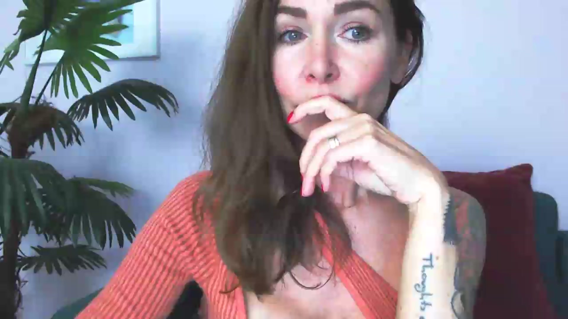 Gallery image thumbnail from Delilah_sweet's myfreecams stream on, 09/15/2026, 18:26 image 1 of 20