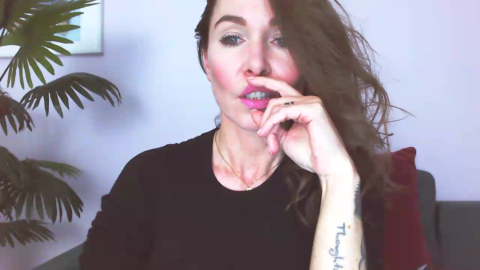 Gallery image thumbnail from Delilah_sweet's myfreecams stream on, 09/21/2026, 16:18 image 19 of 20