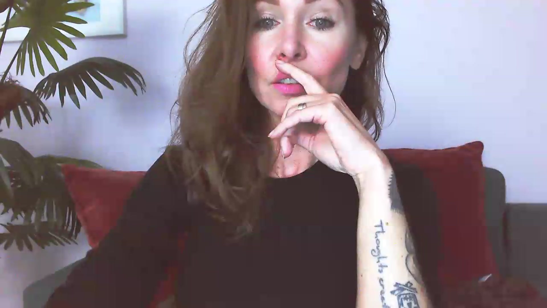 Gallery image thumbnail from Delilah_sweet's myfreecams stream on, 09/21/2026, 17:44 image 5 of 20
